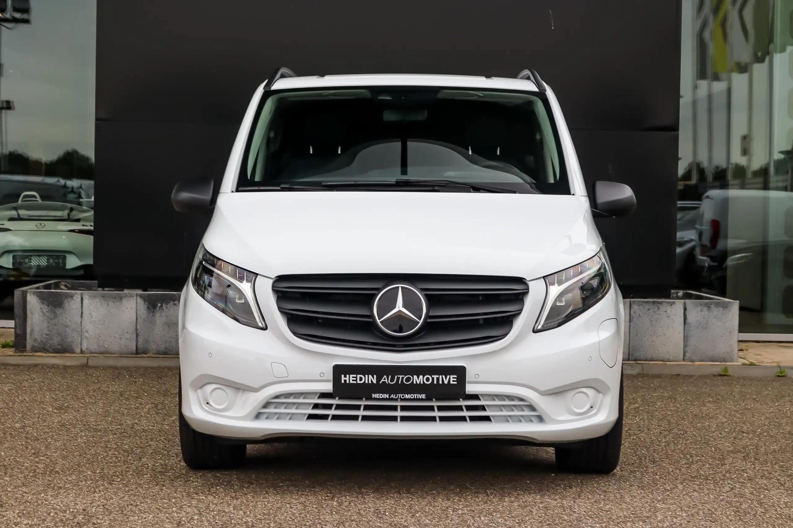 Mercedes-Benz - Vito