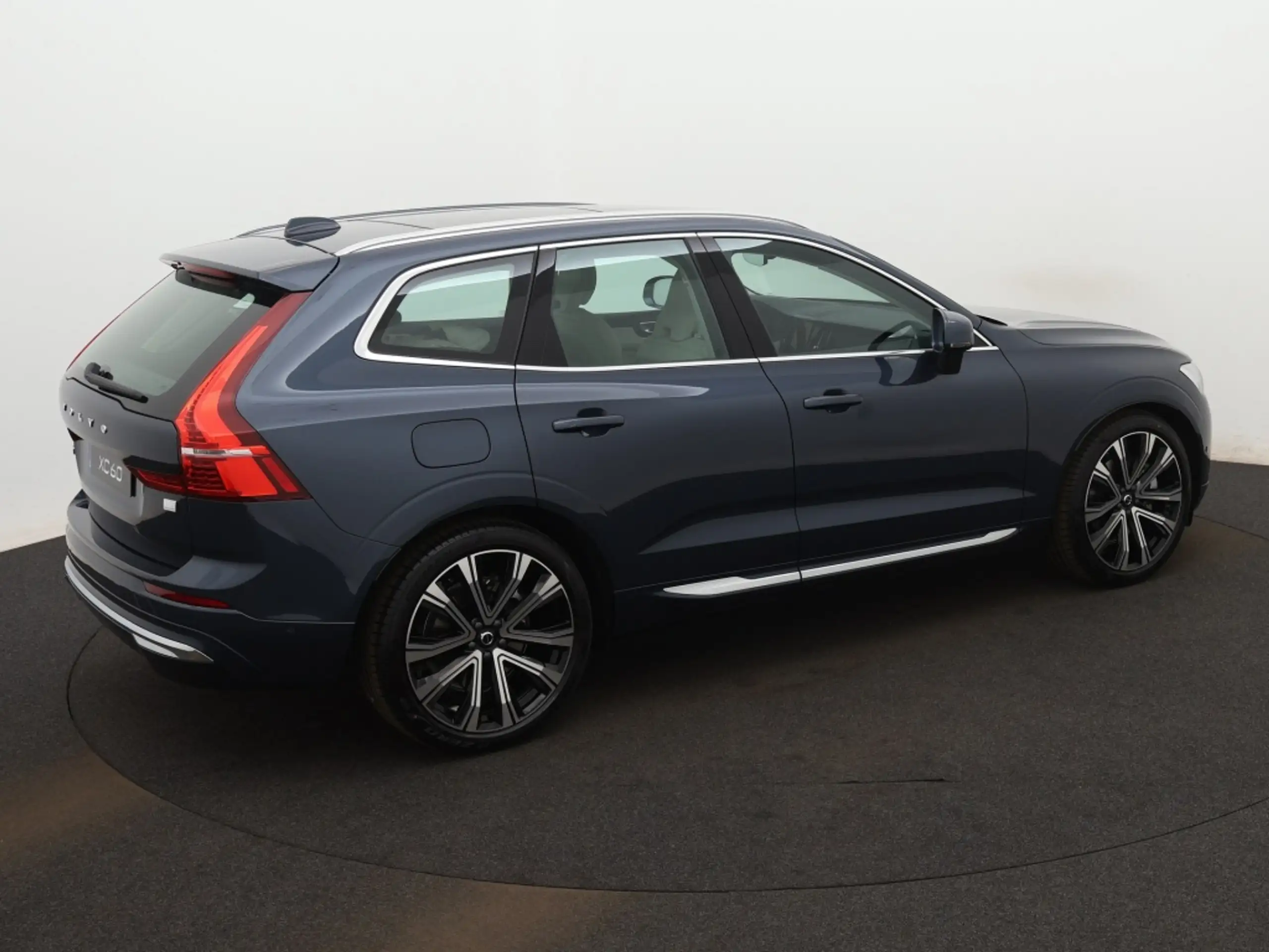 Volvo - XC60