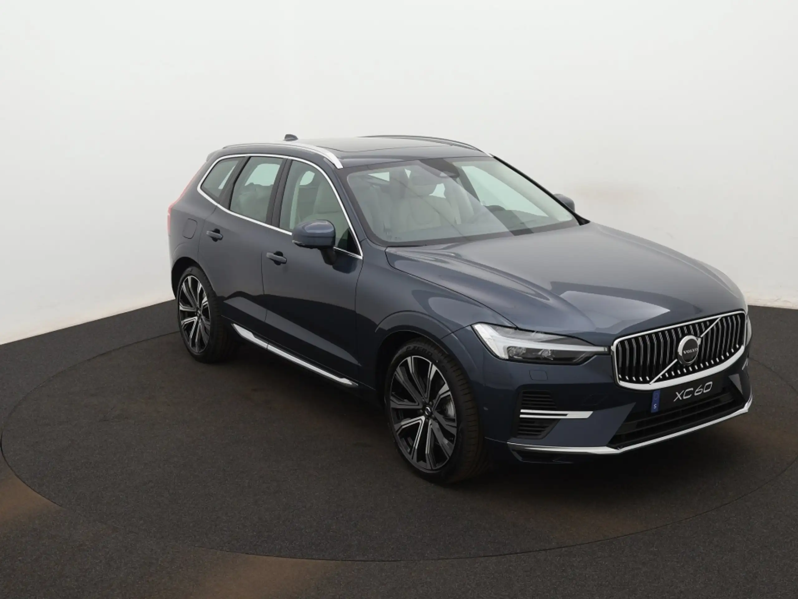 Volvo - XC60