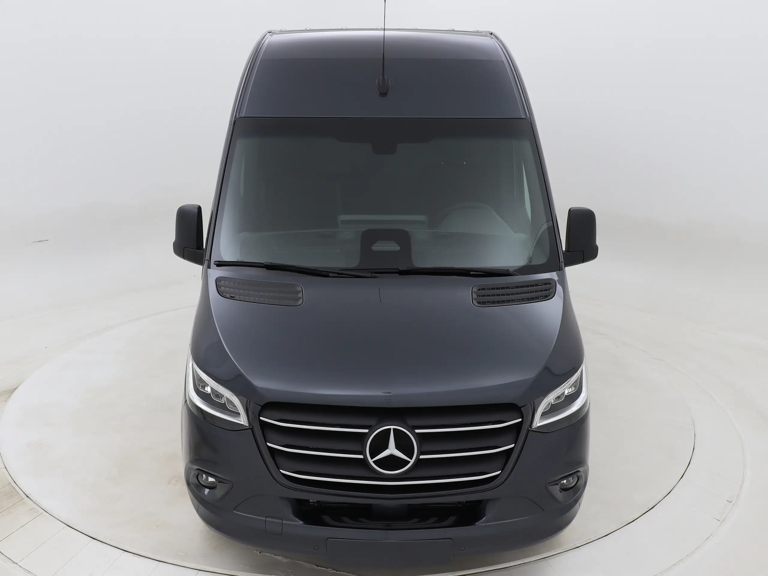 Mercedes-Benz - Sprinter