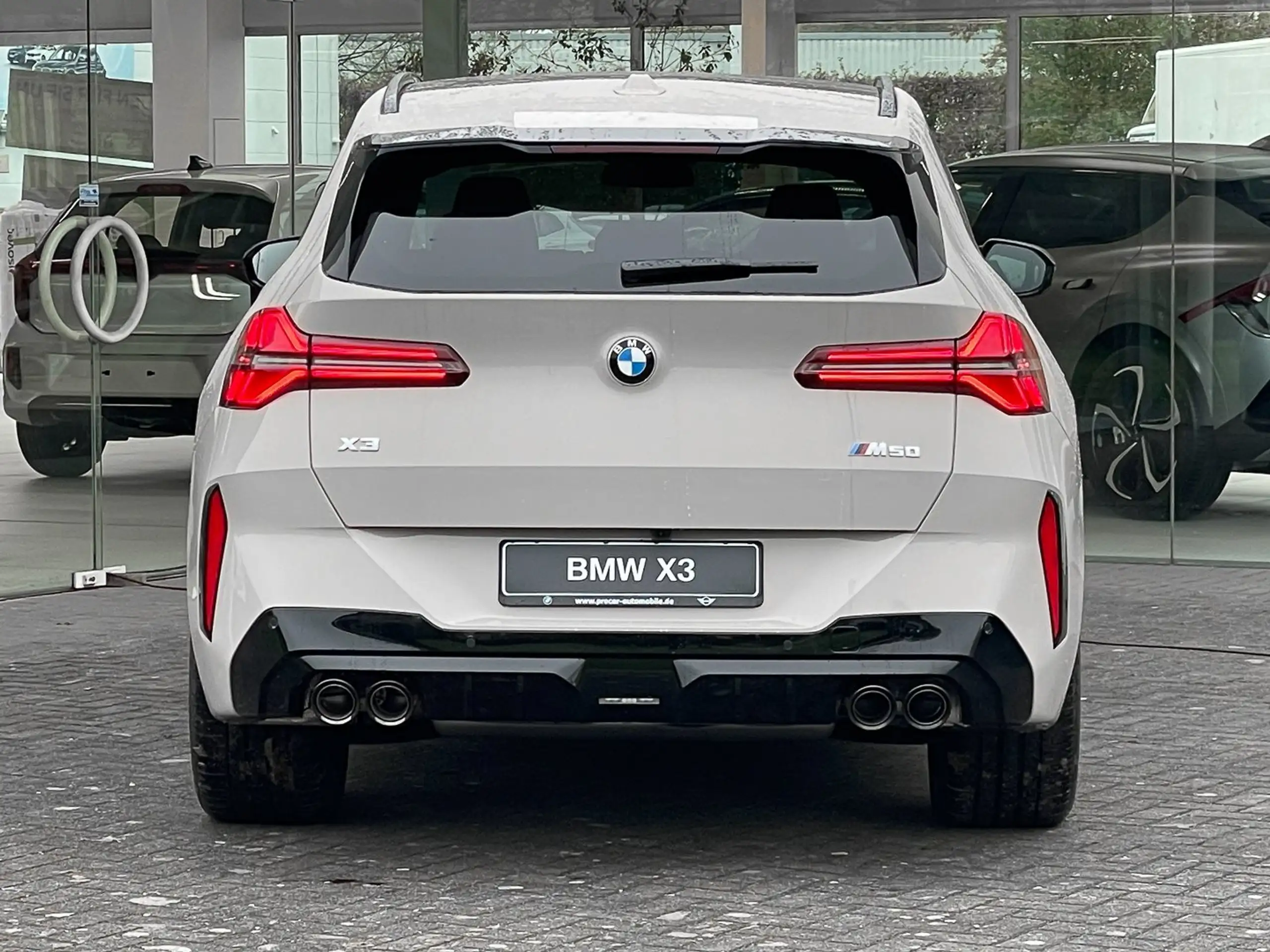 BMW - X3