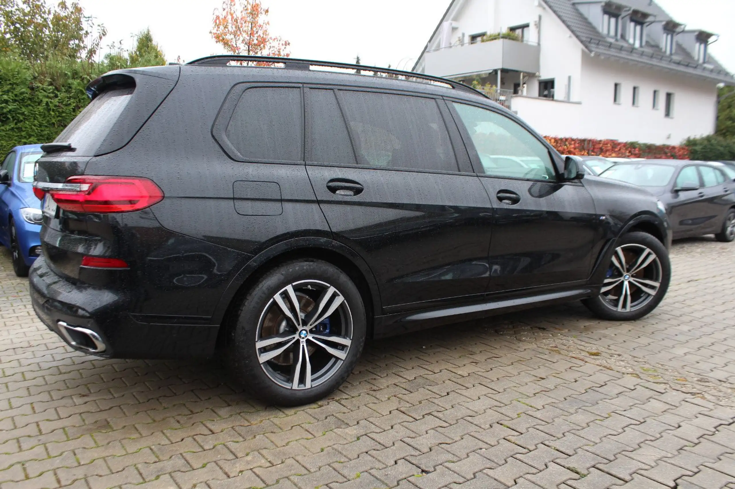 BMW - X7