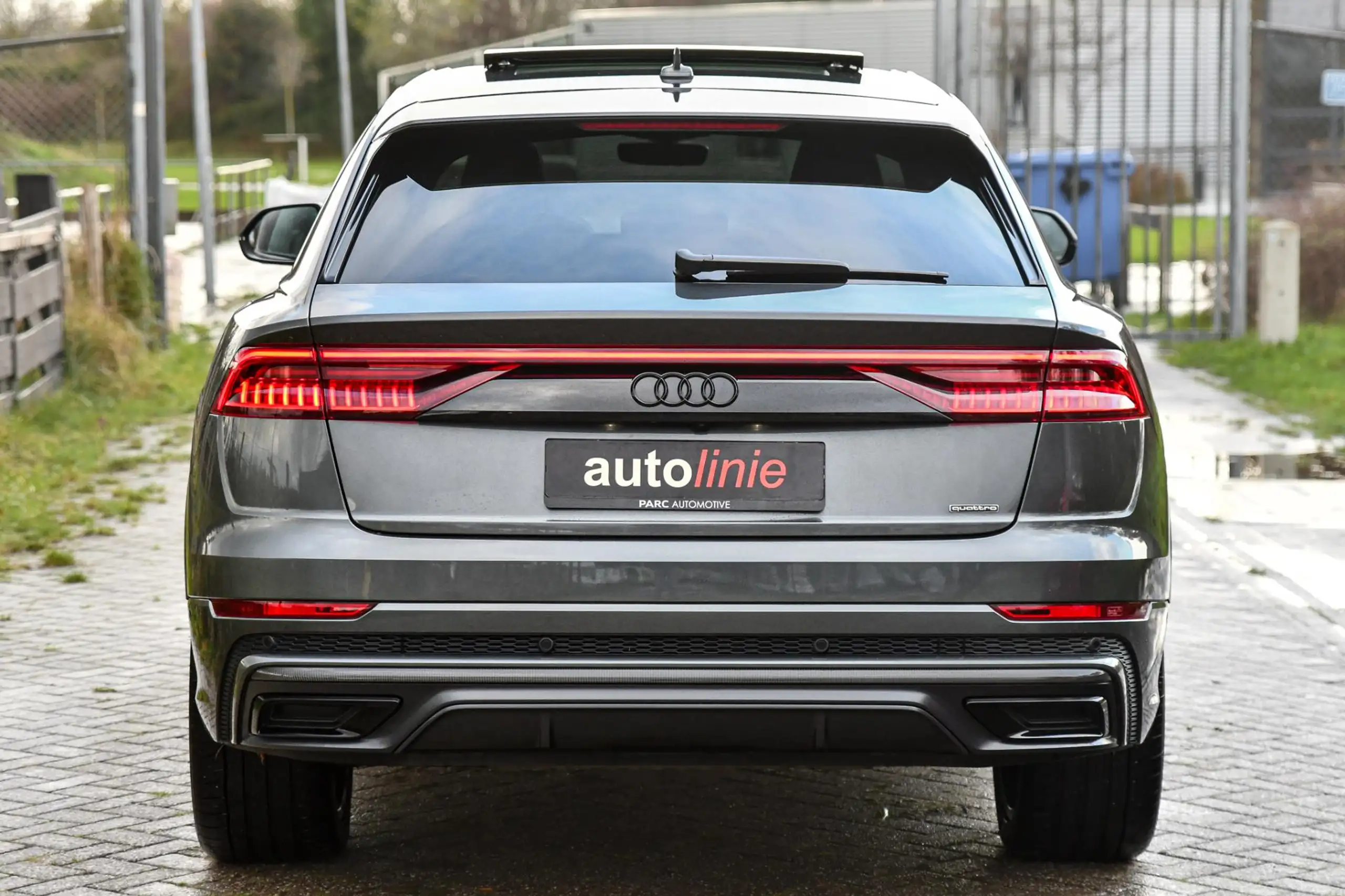 Audi - Q8