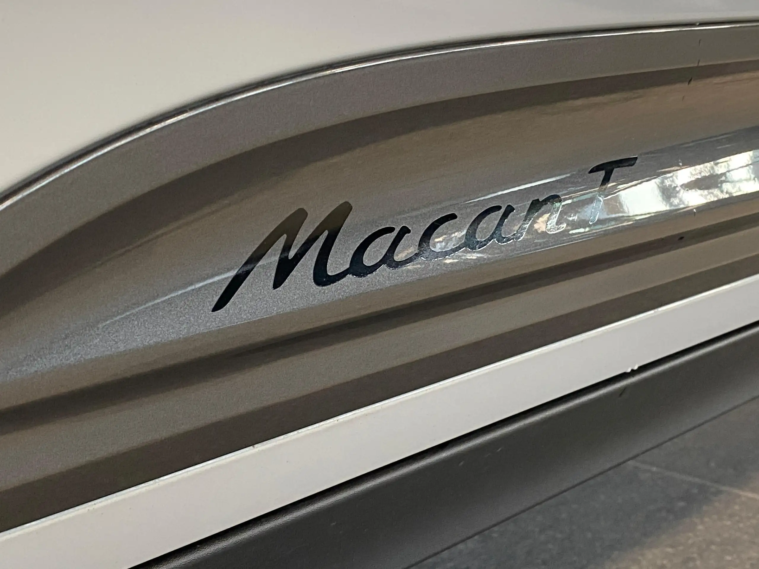 Porsche - Macan