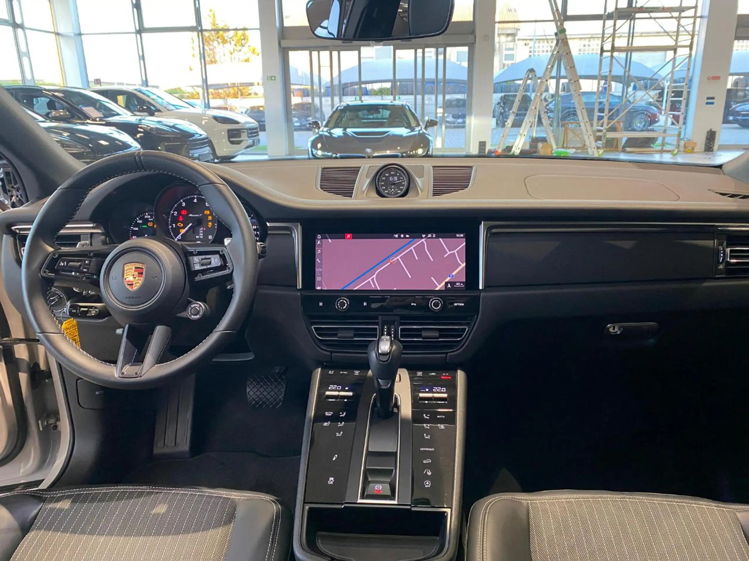 Porsche - Macan