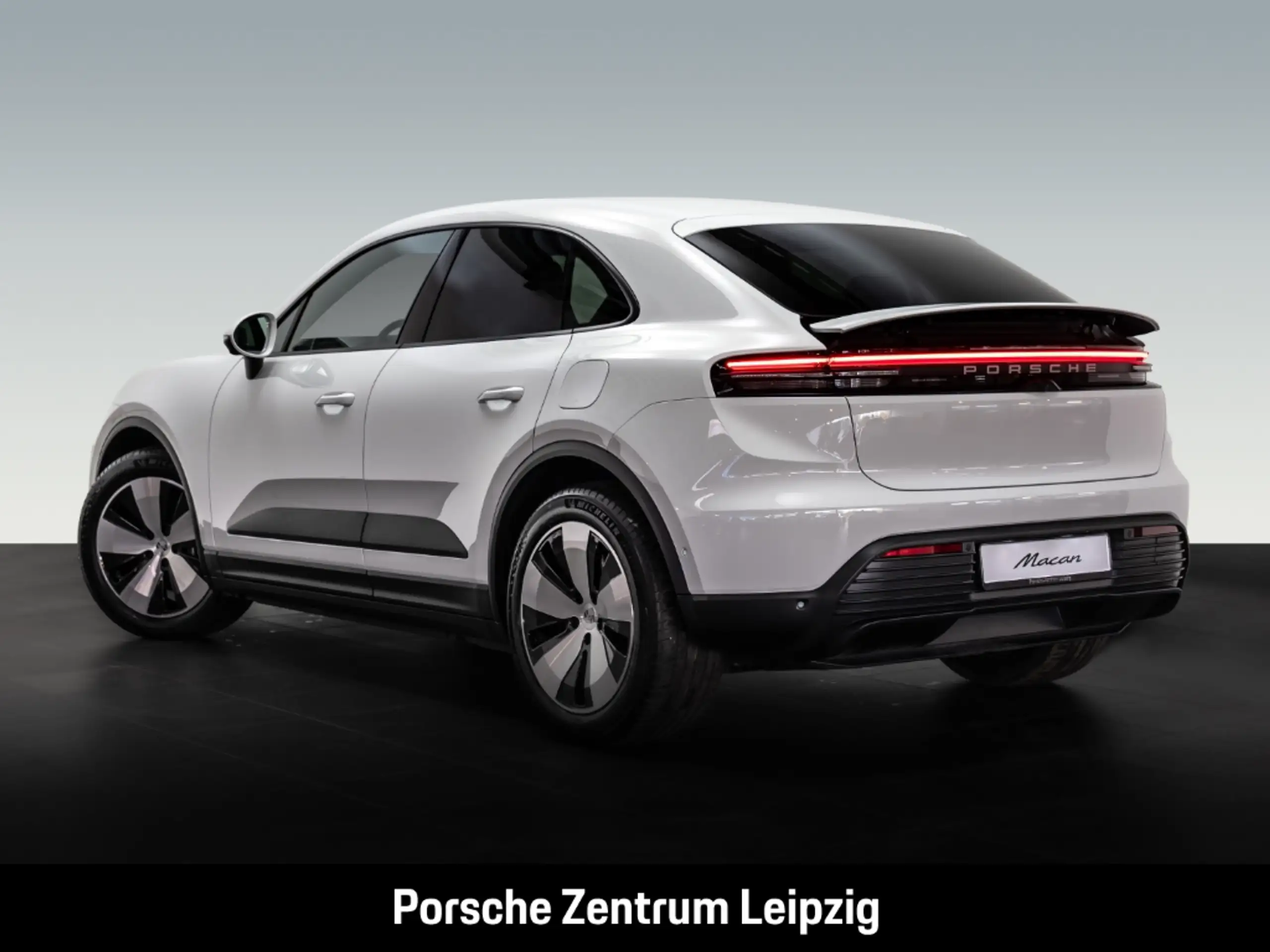 Porsche - Macan