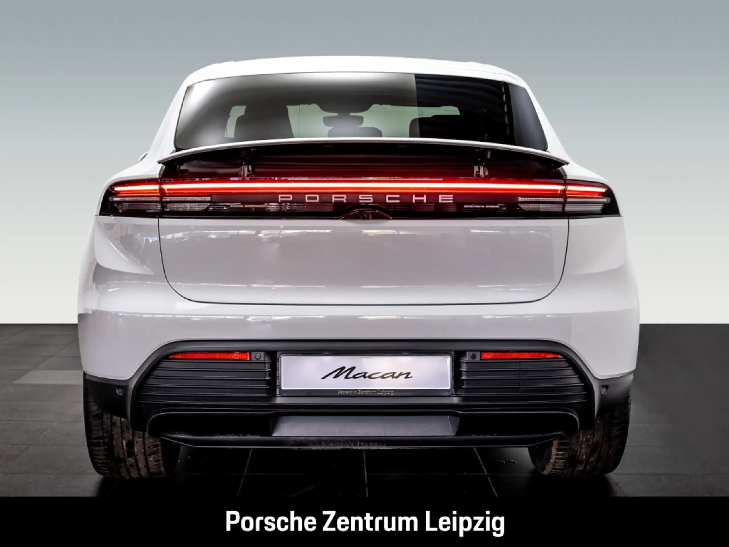 Porsche - Macan