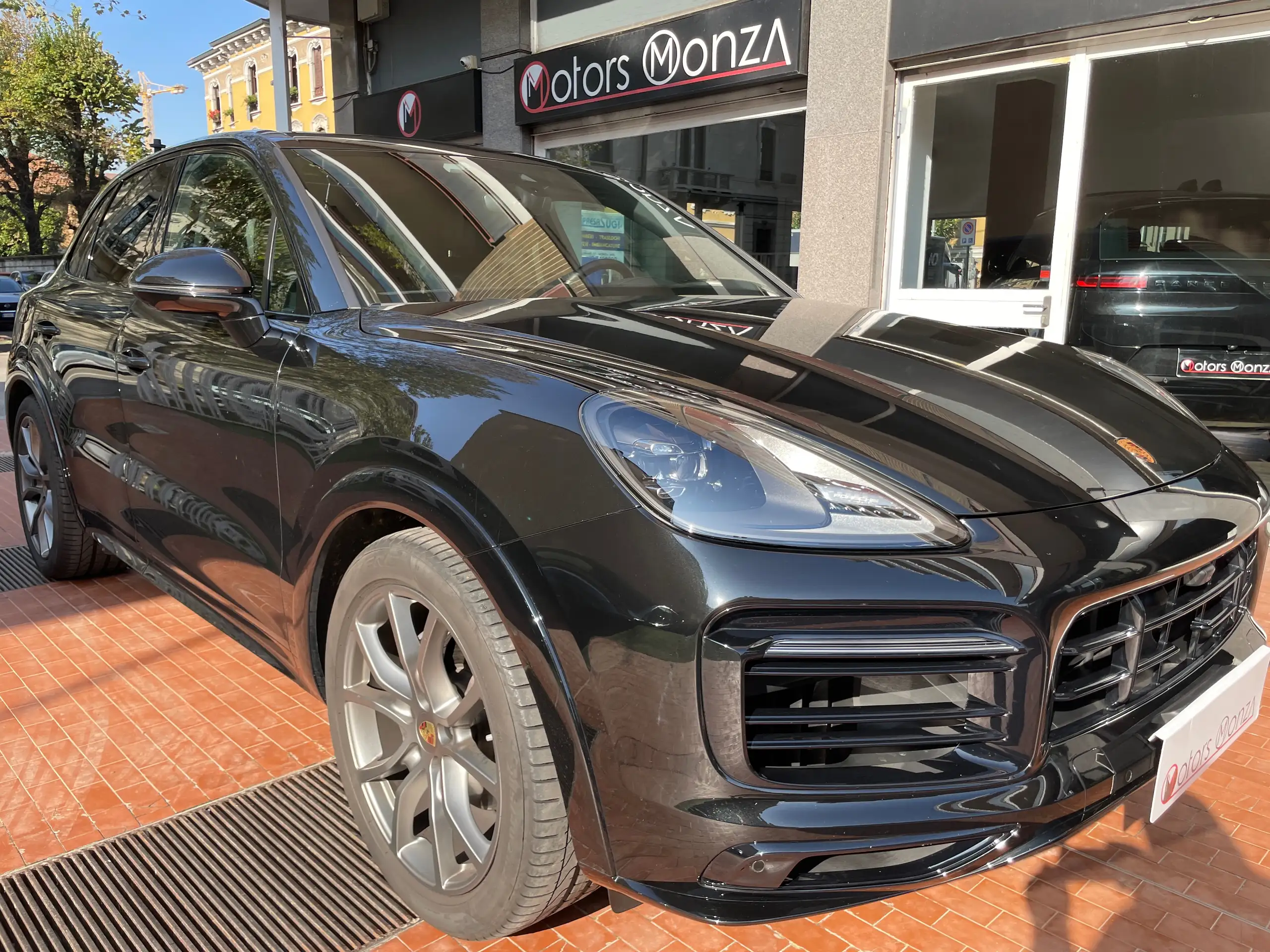 Porsche - Cayenne