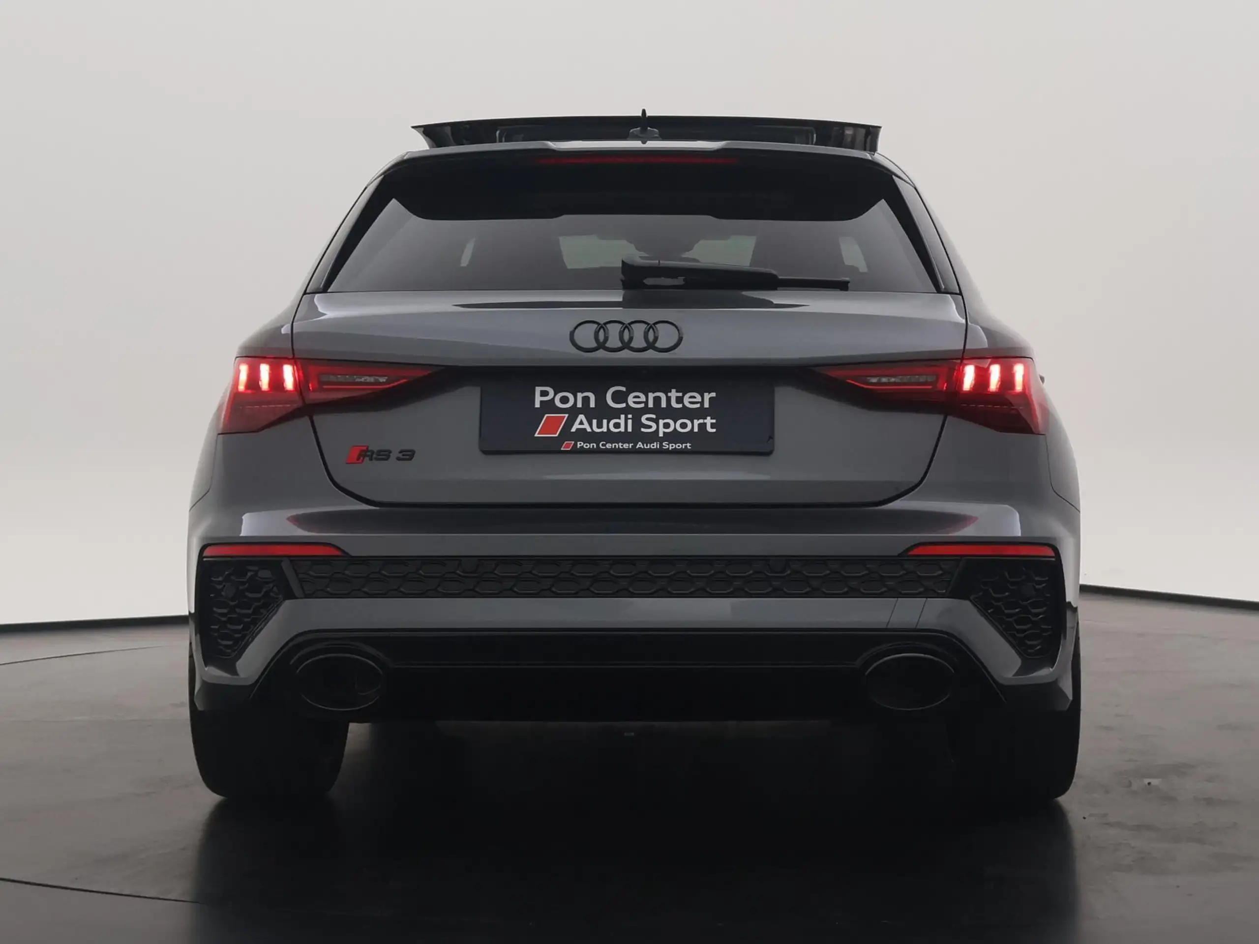 Audi - RS3