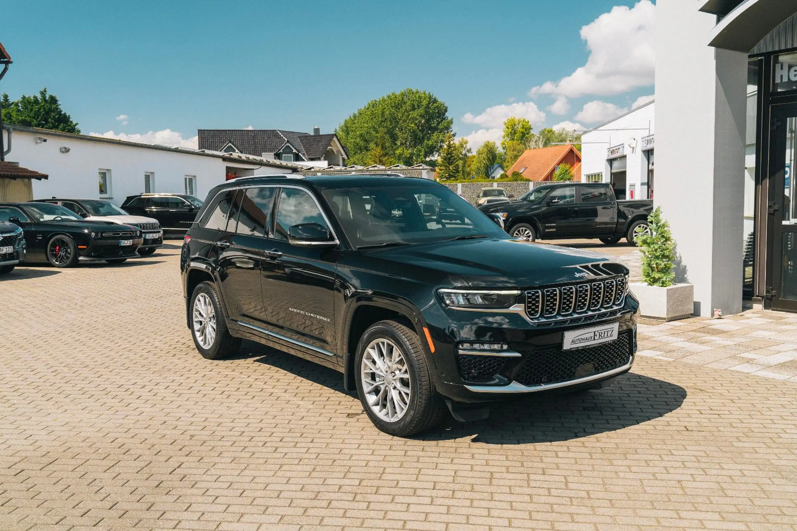 Jeep - Grand Cherokee