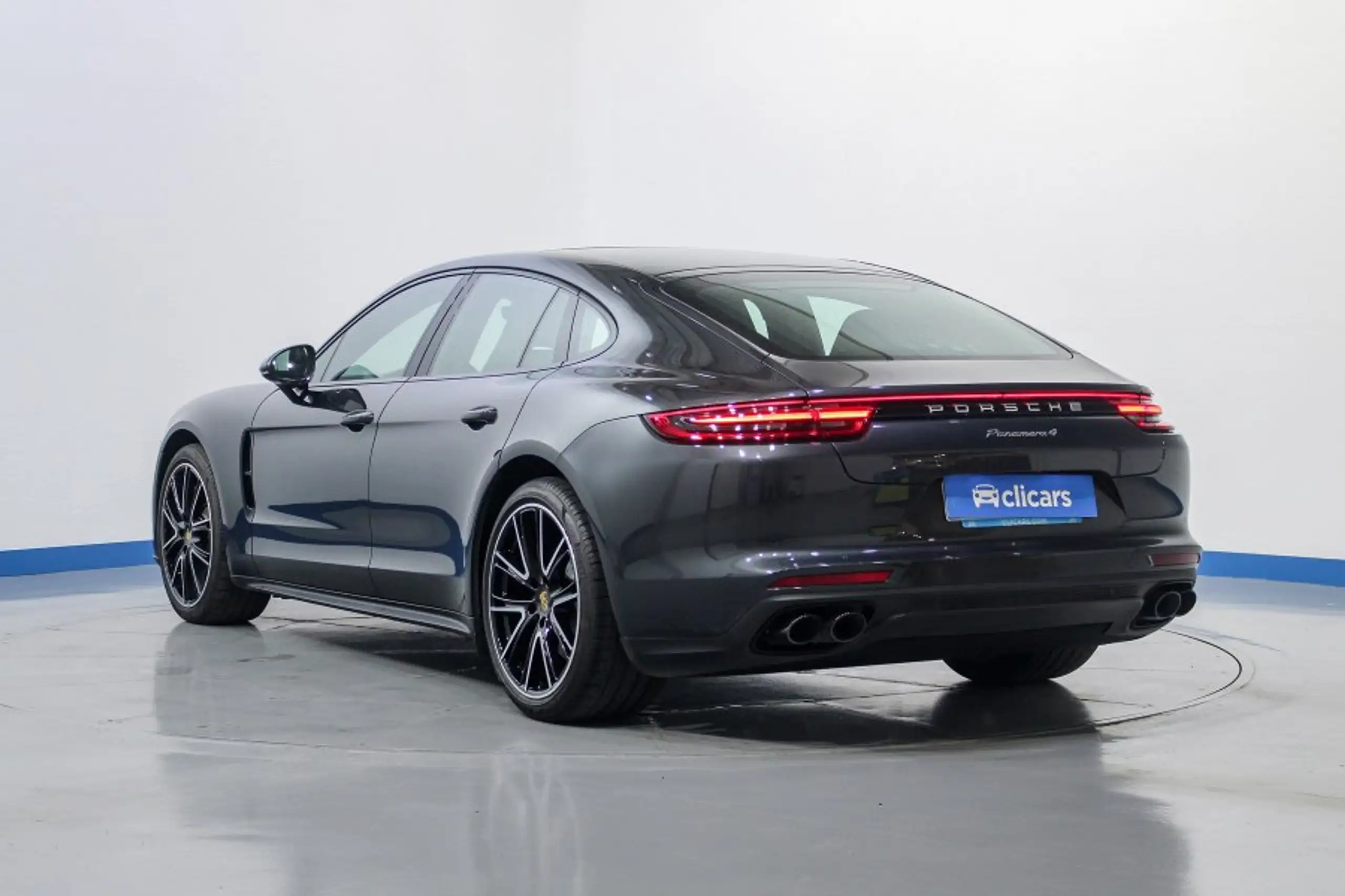 Porsche - Panamera