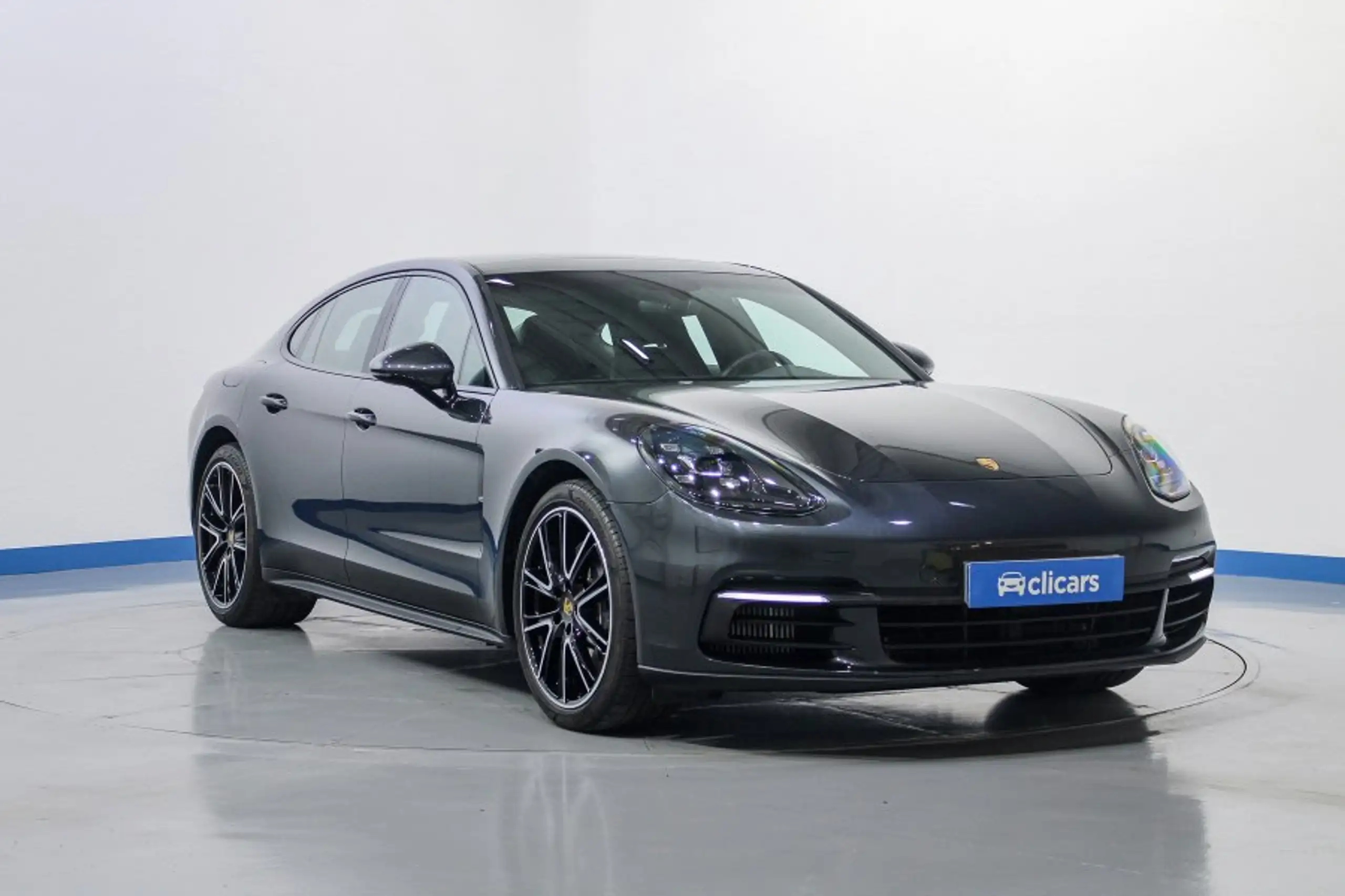 Porsche - Panamera