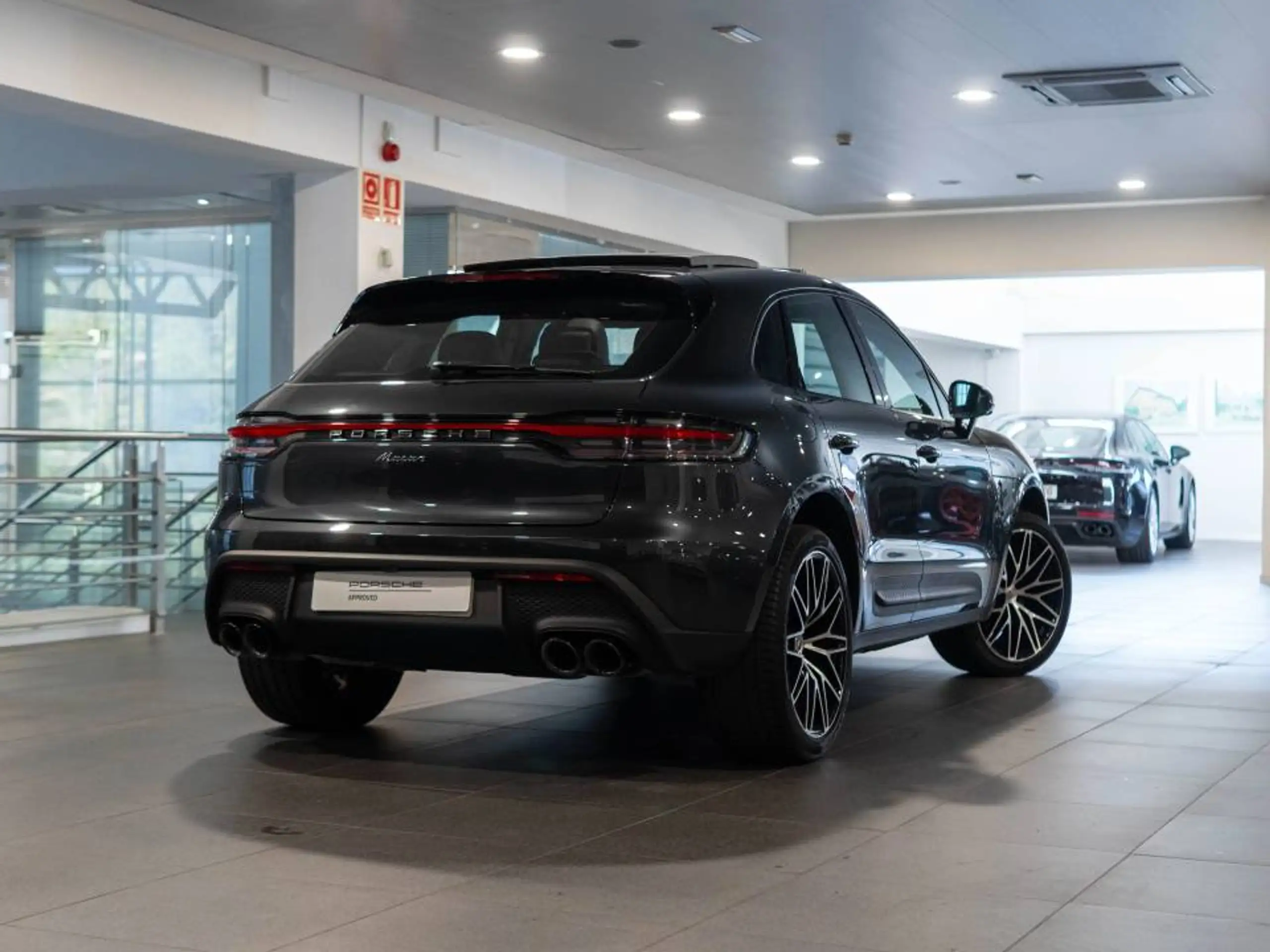 Porsche - Macan