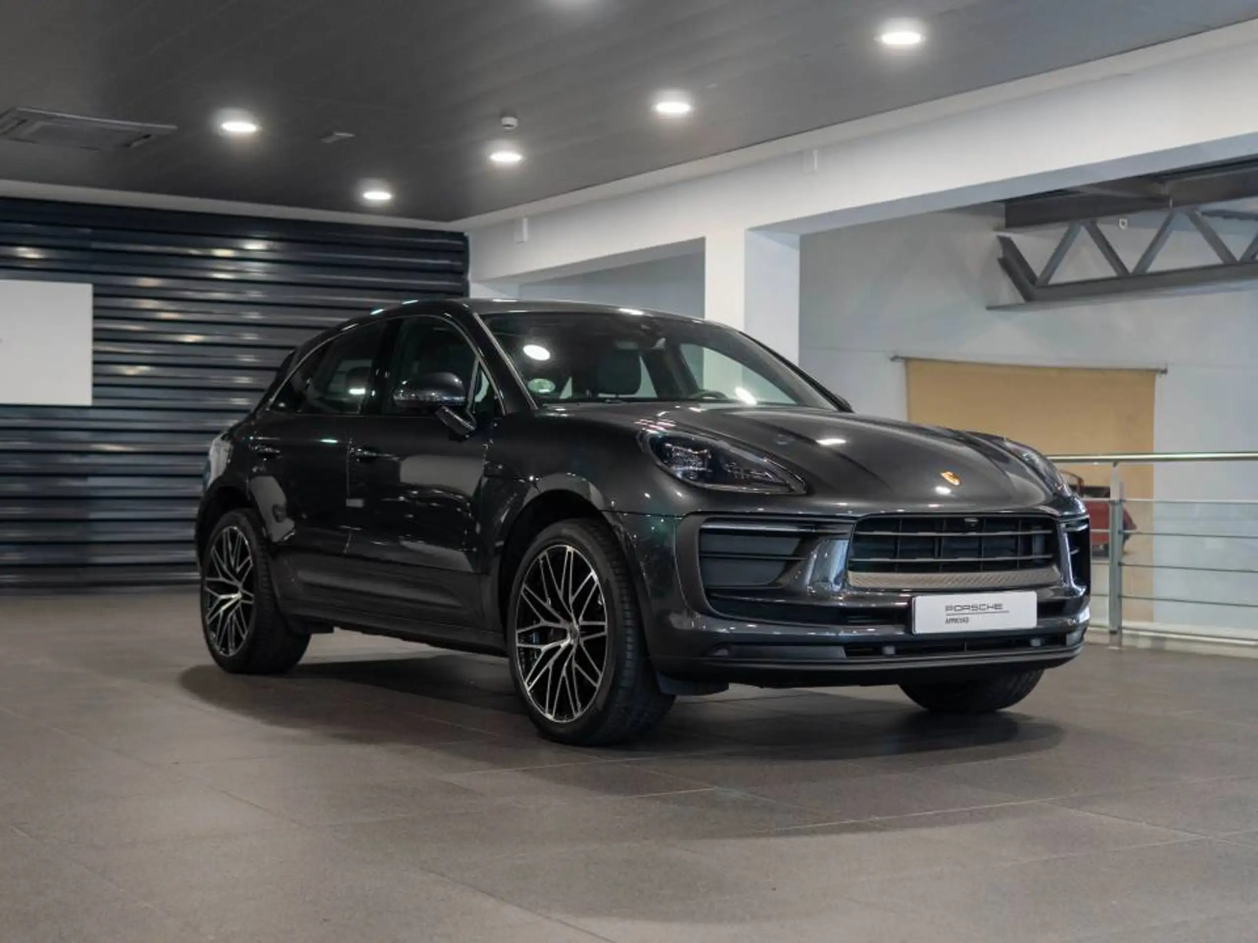 Porsche - Macan