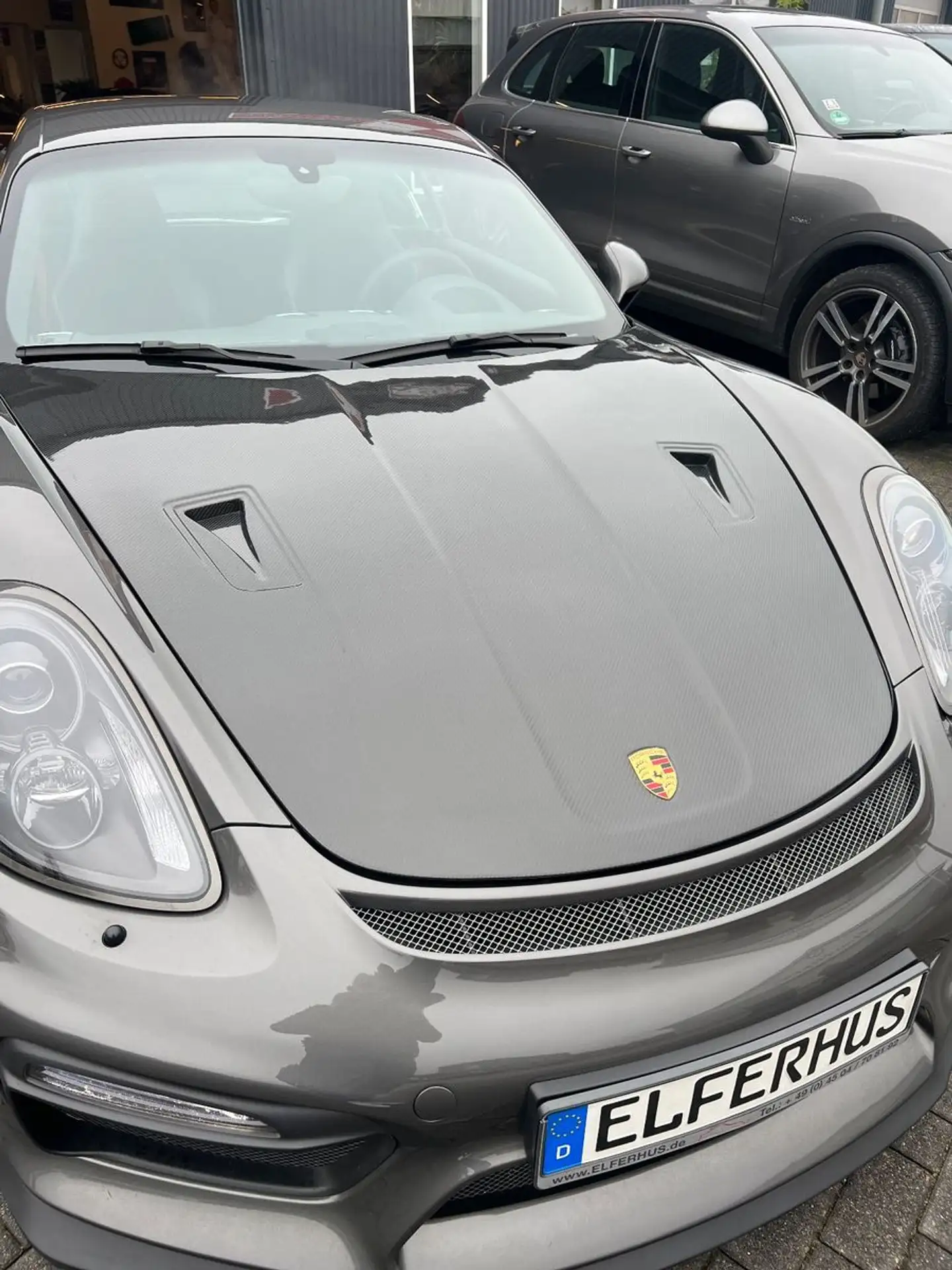 Porsche - Cayman