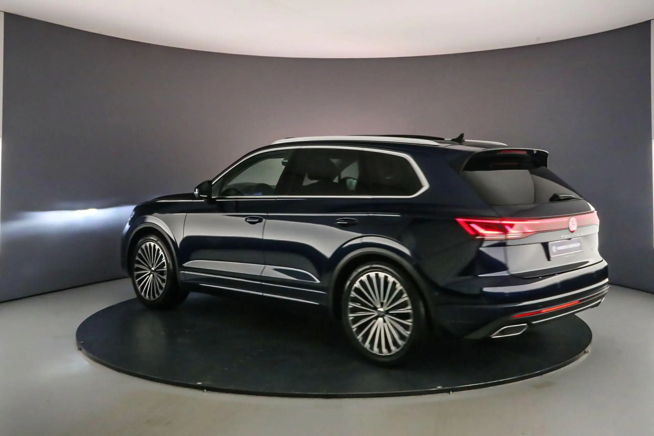 Volkswagen - Touareg