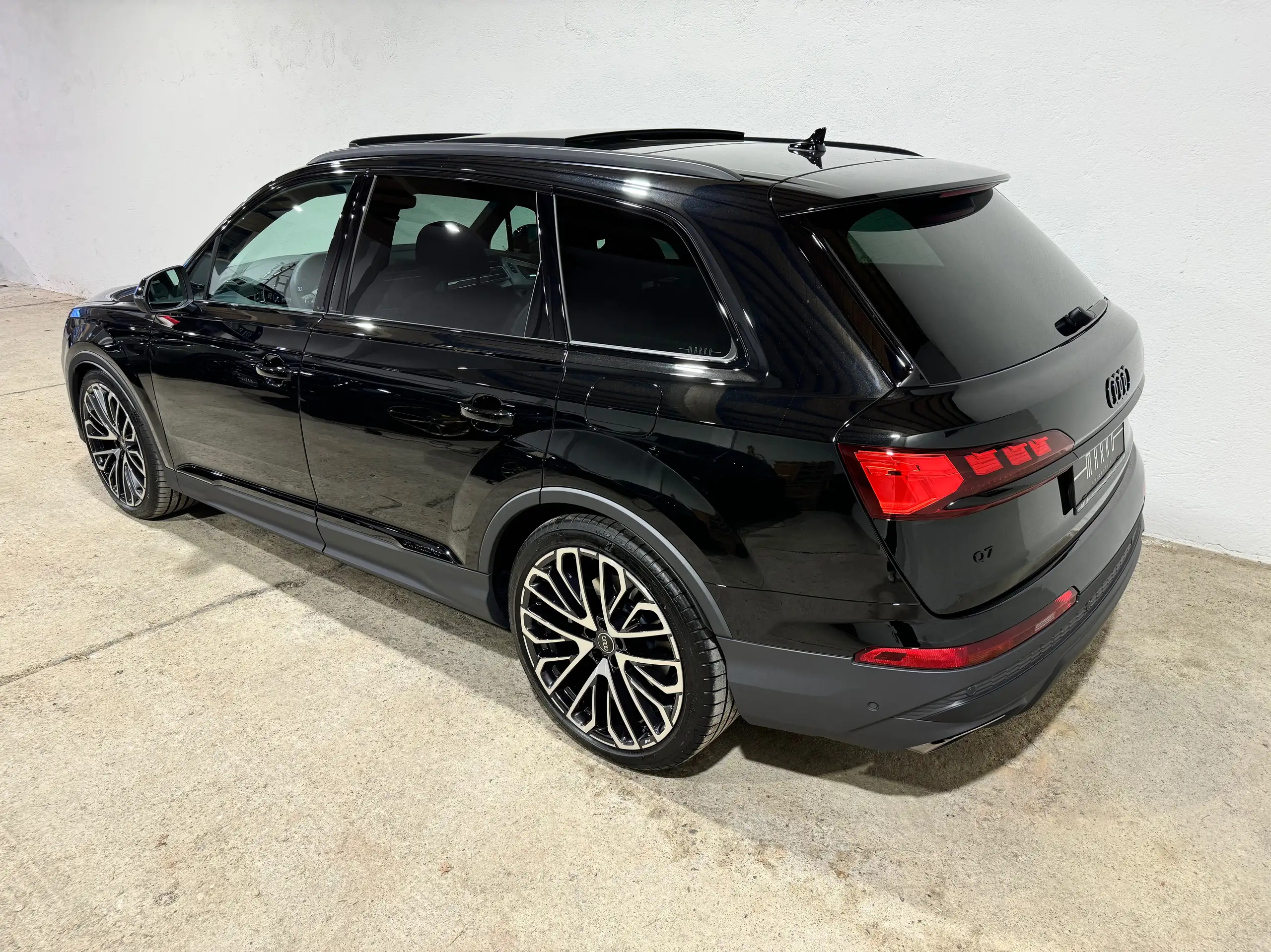 Audi - Q7