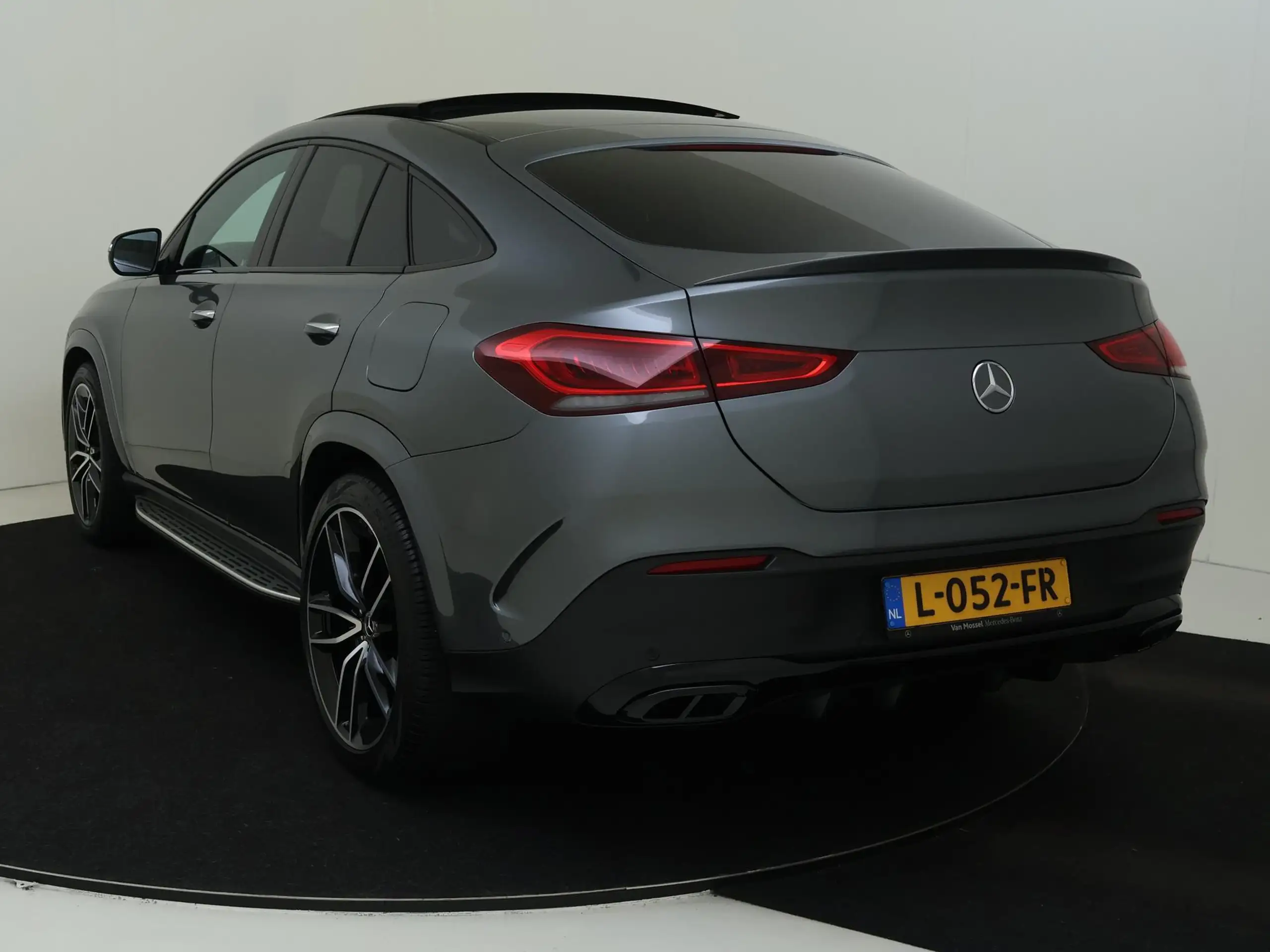 Mercedes-Benz - GLE 350