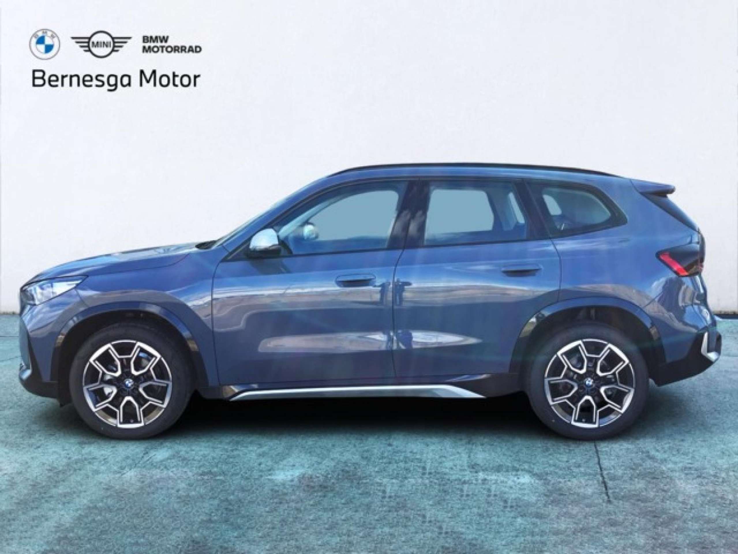 BMW - X1