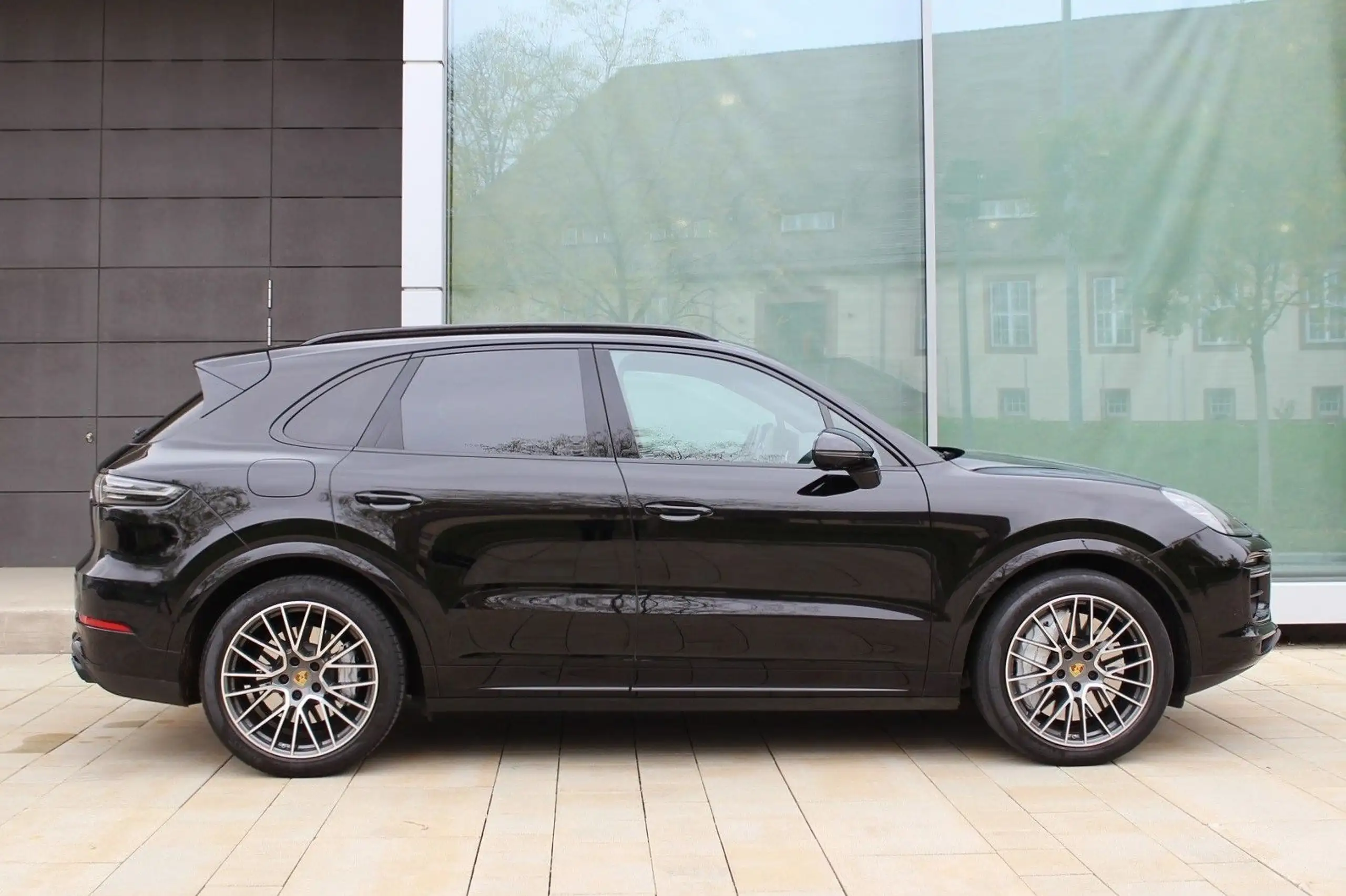 Porsche - Cayenne