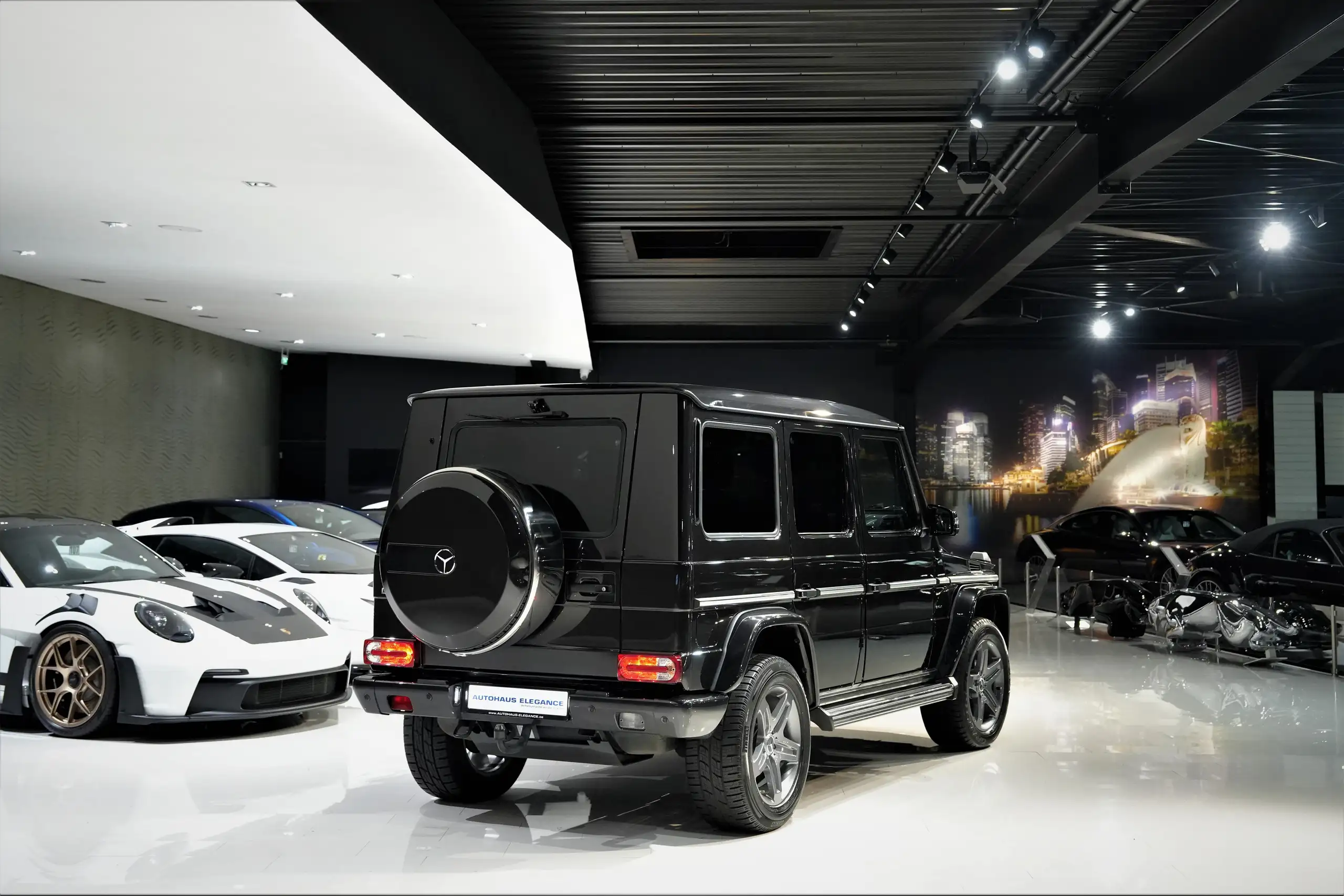 Mercedes-Benz - G 350