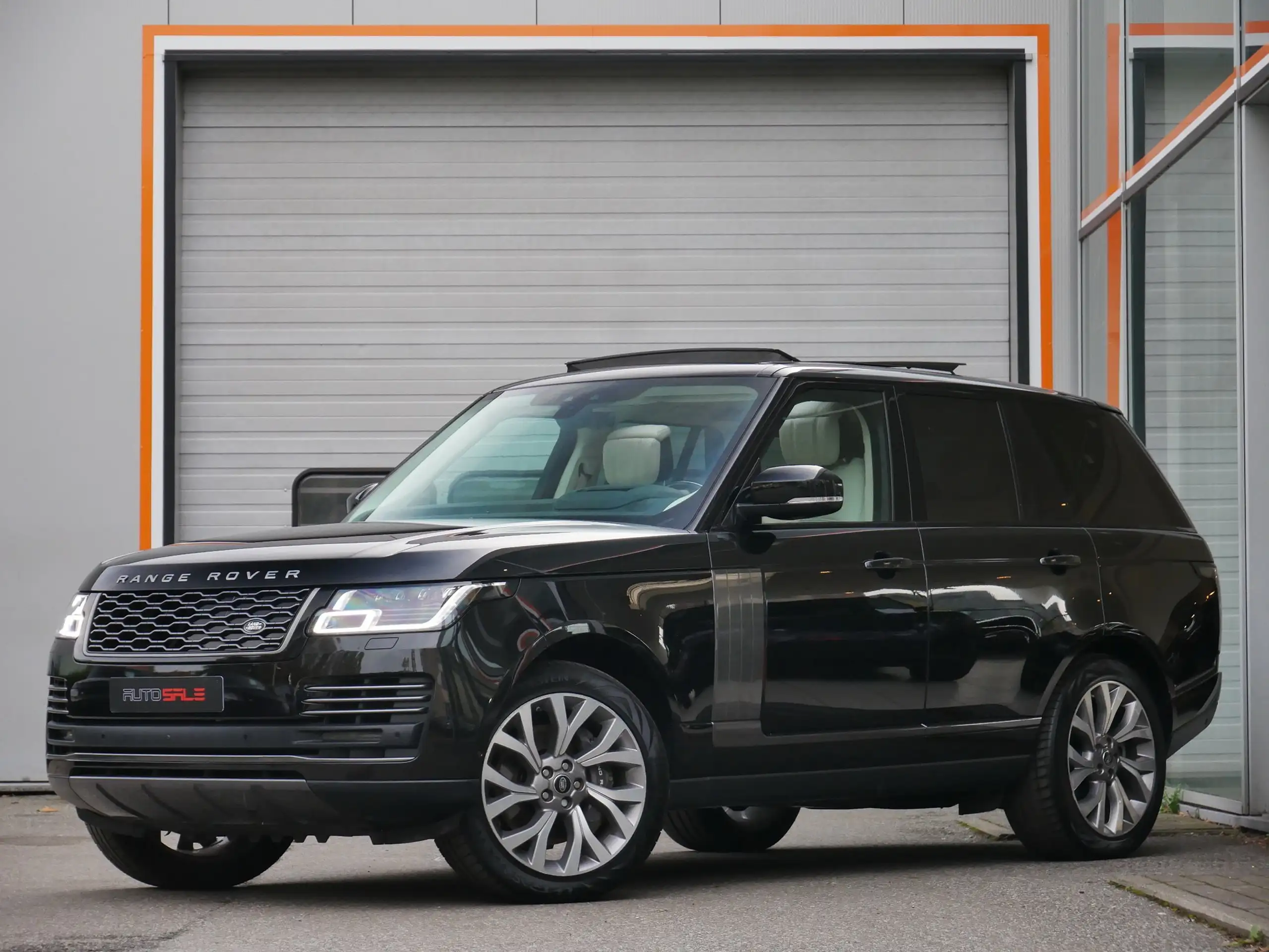 Land Rover - Range Rover