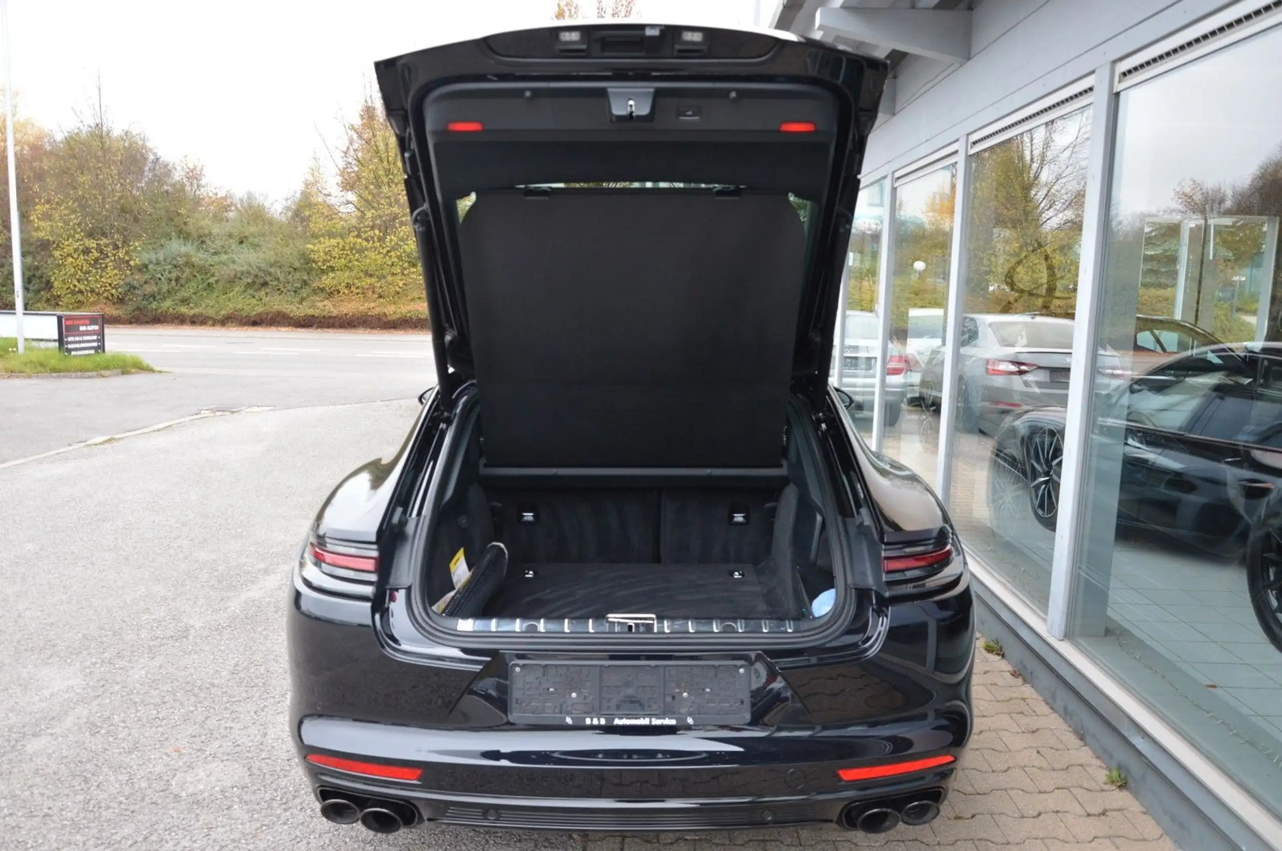 Porsche - Panamera