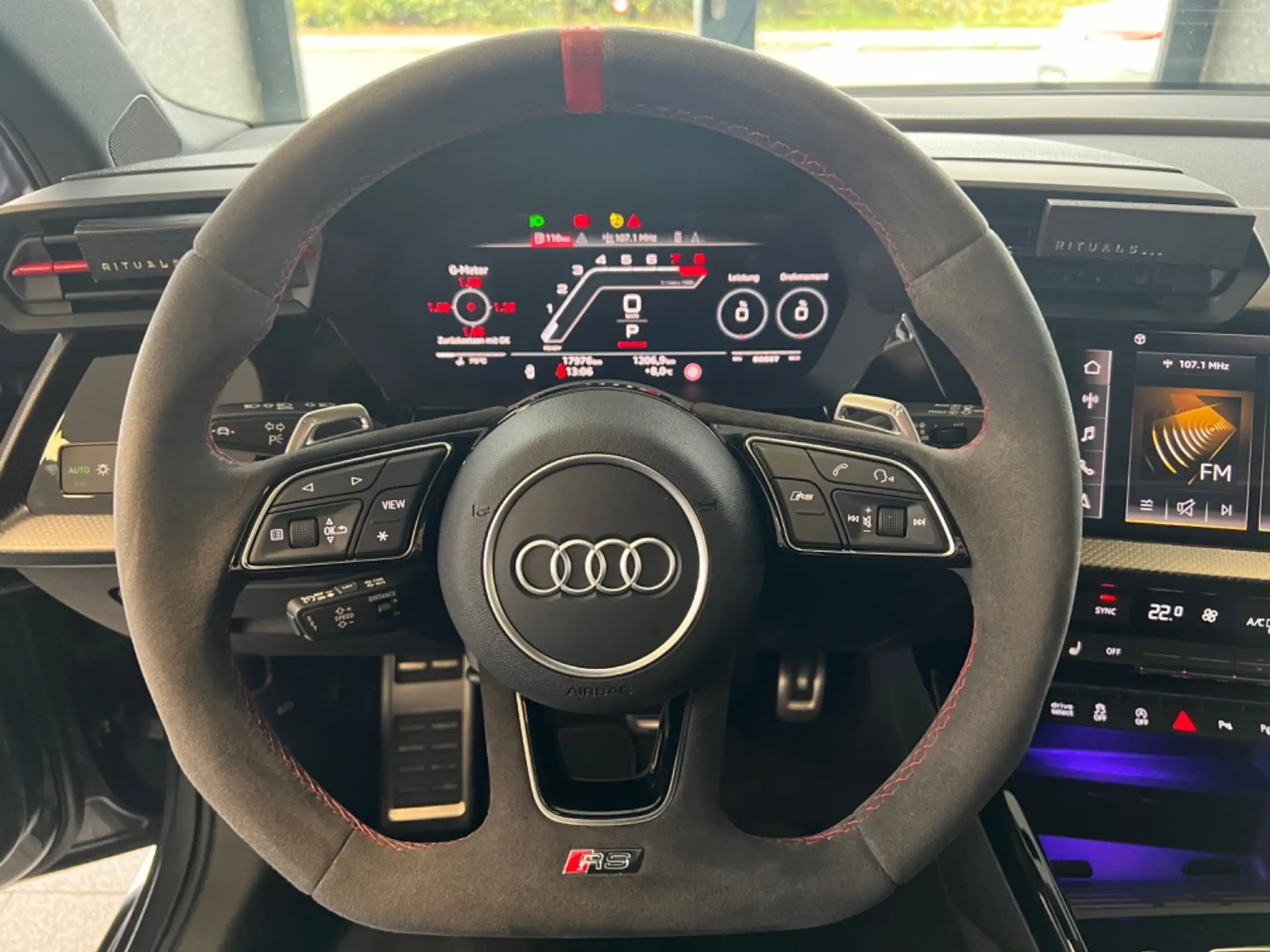 Audi - RS3