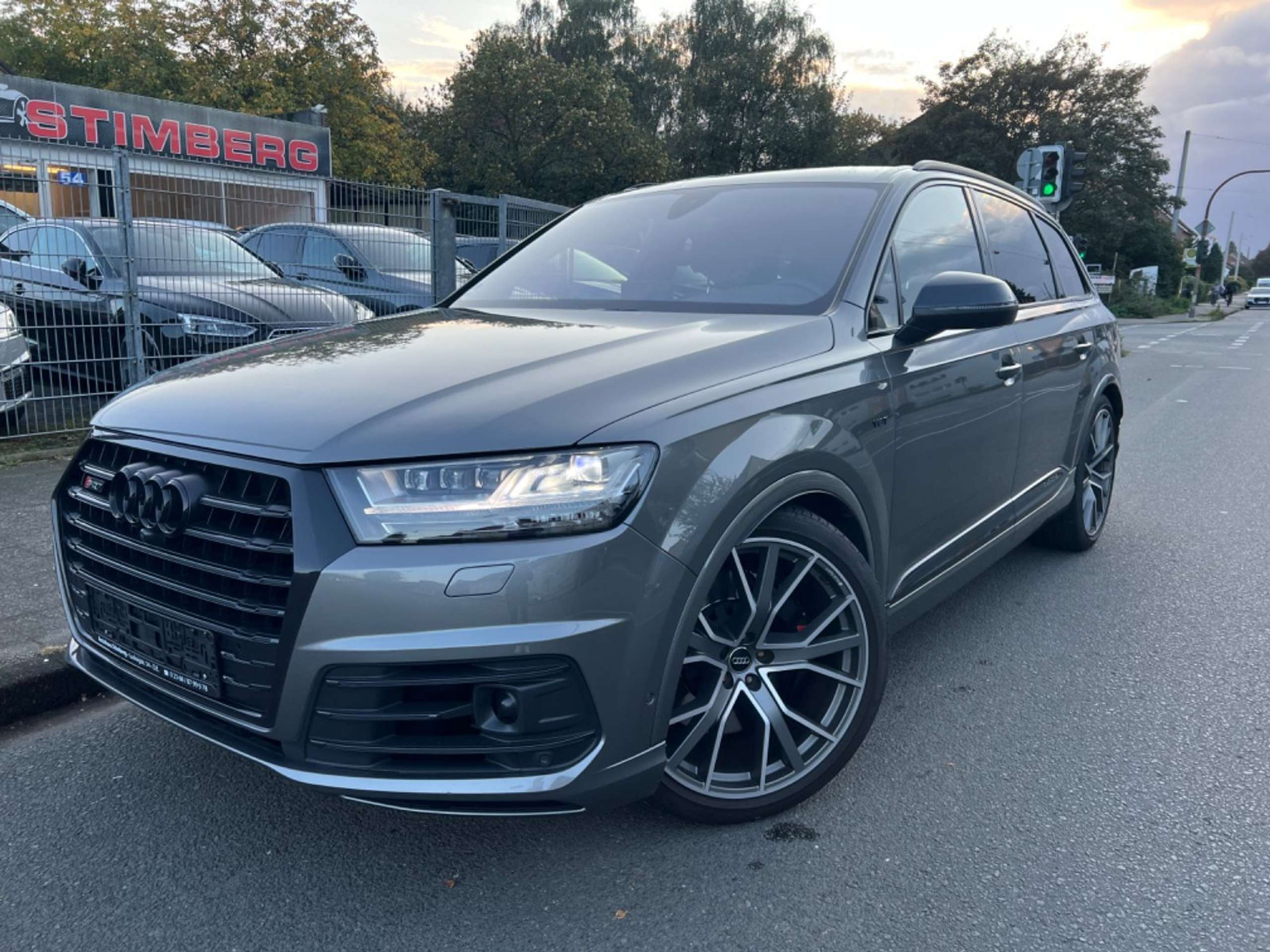 Audi - SQ7