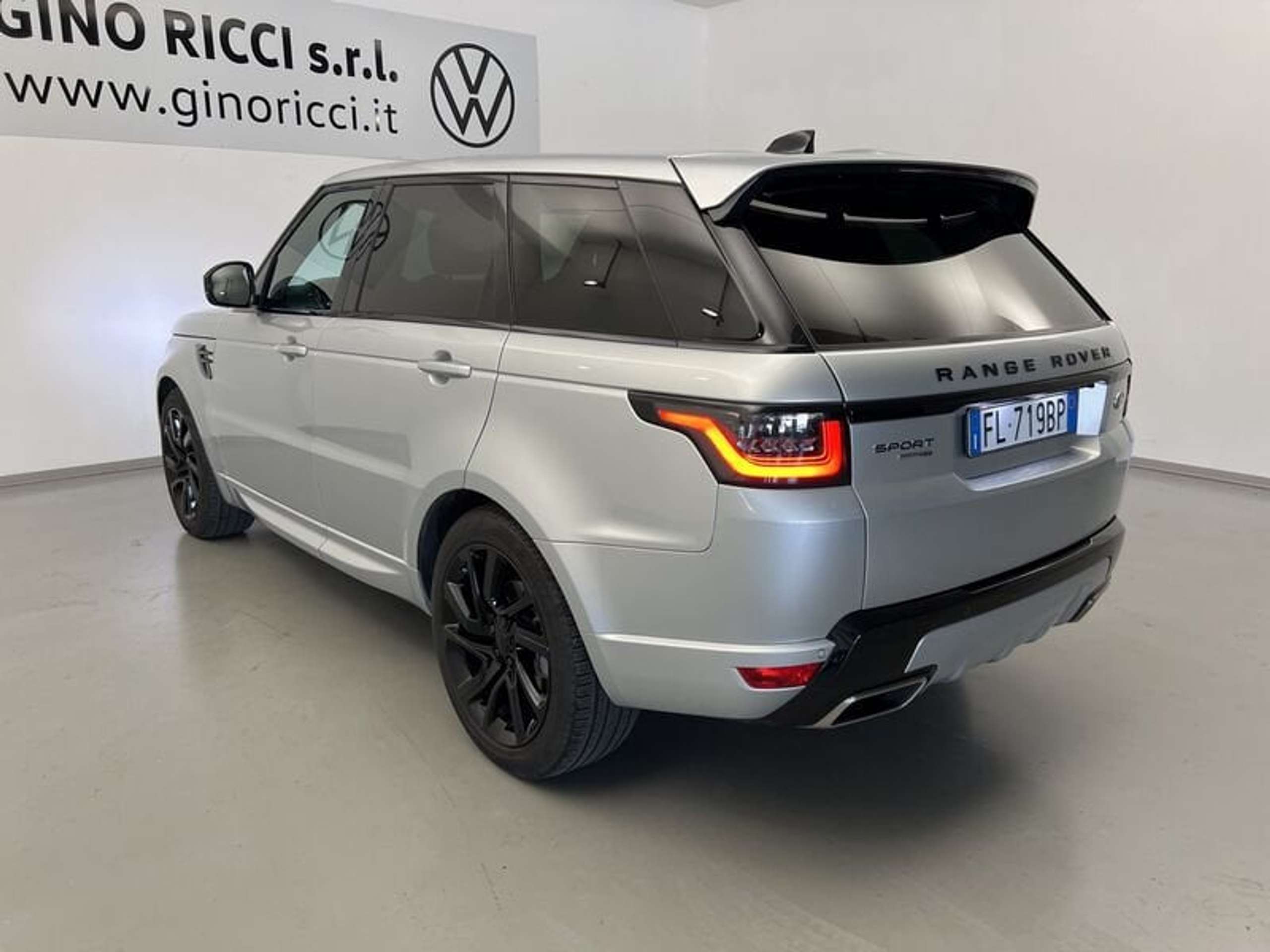 Land Rover - Range Rover Sport