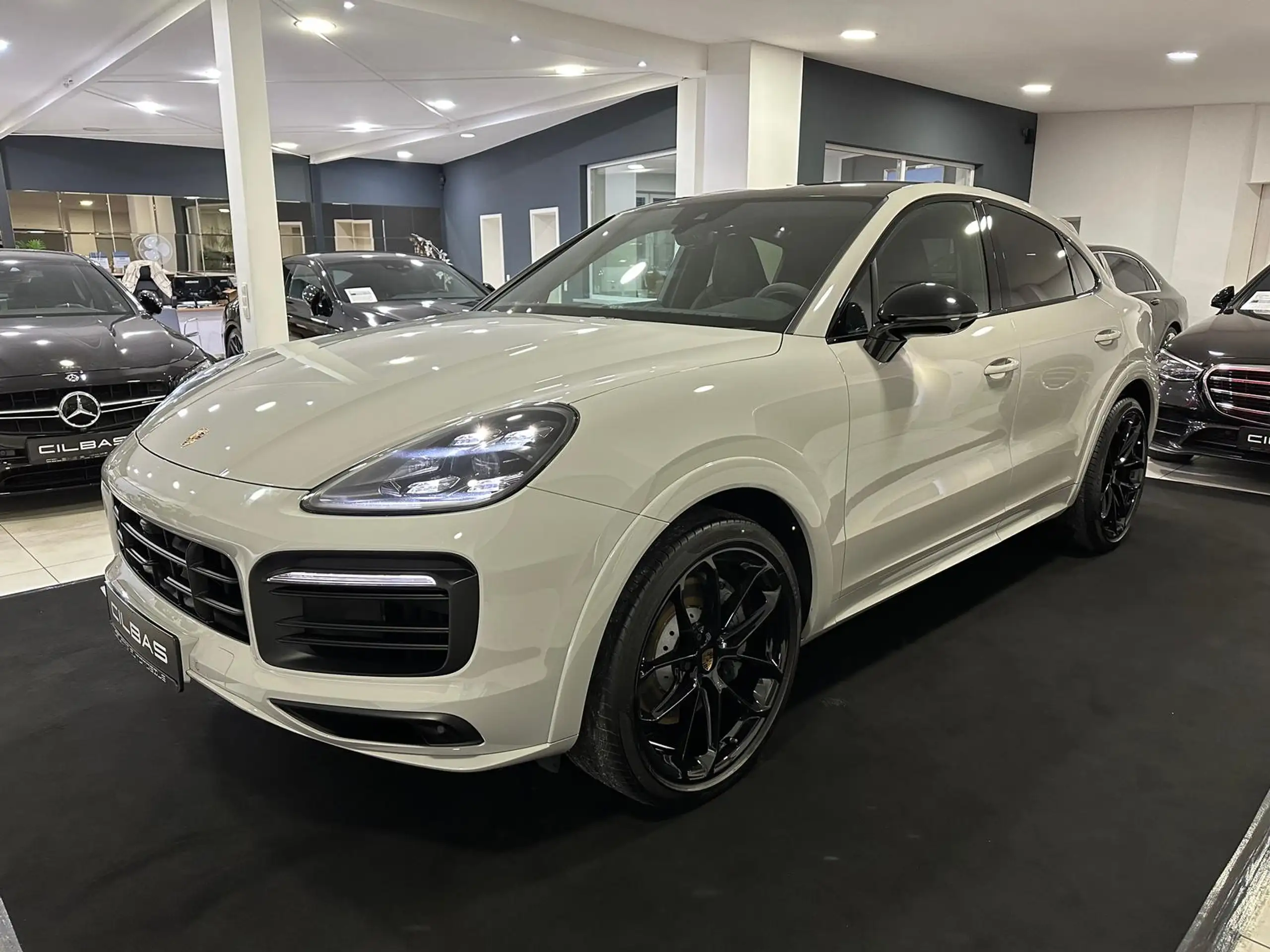 Porsche - Cayenne