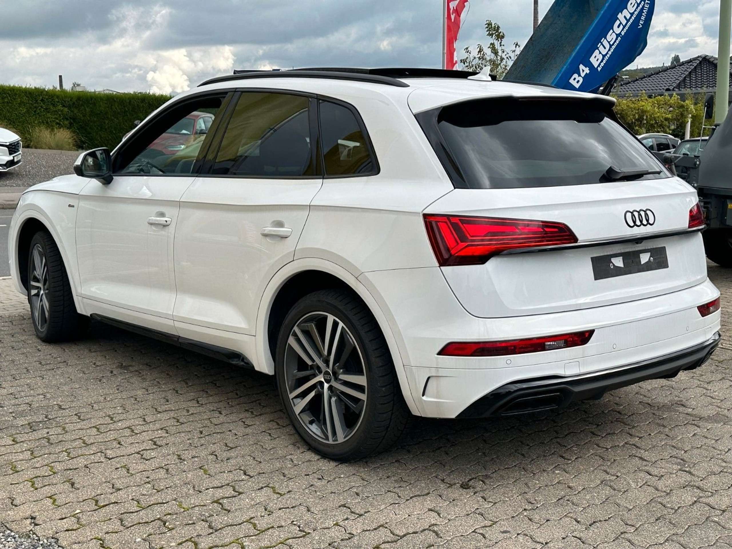 Audi - Q5