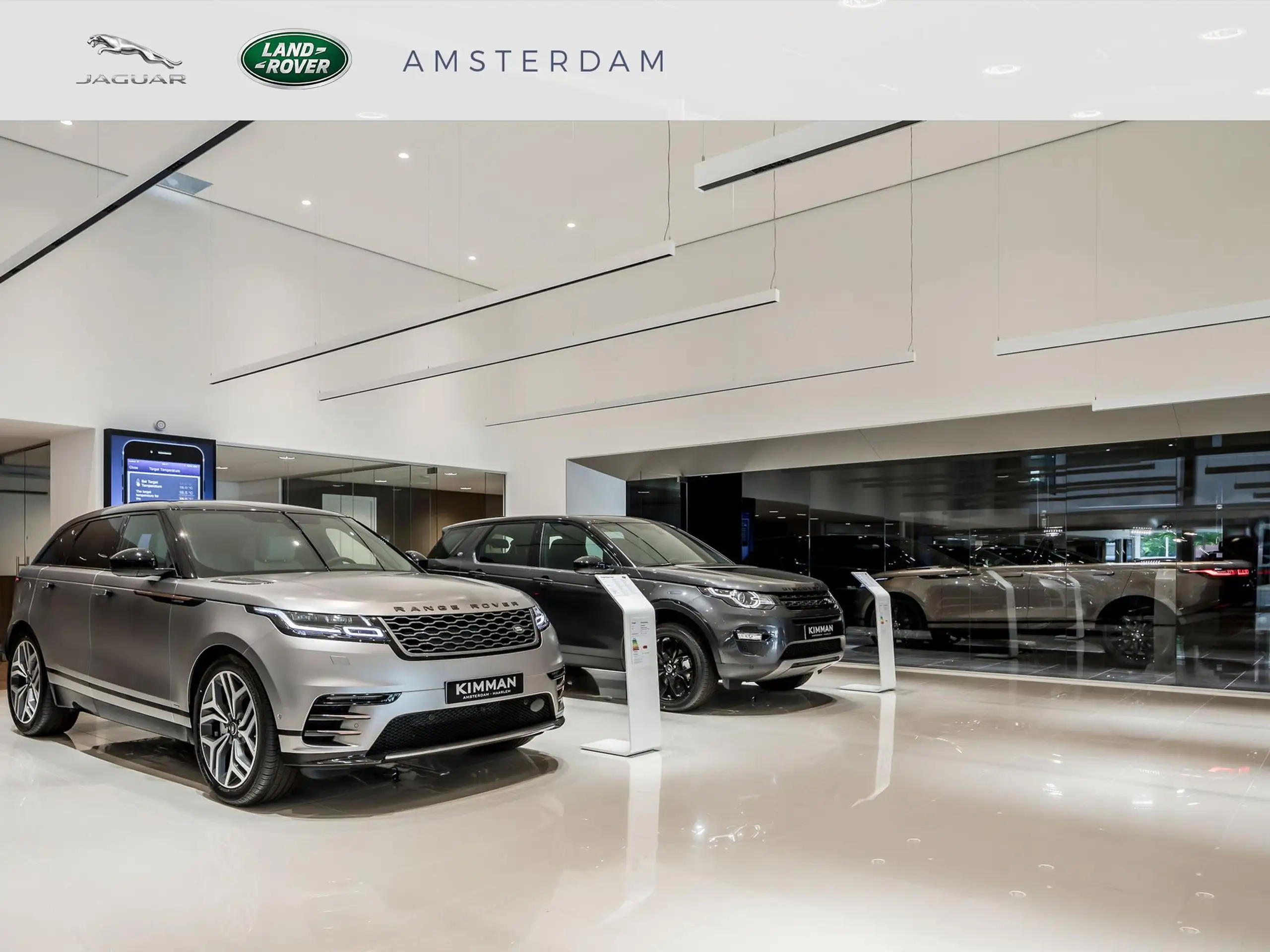 Land Rover - Range Rover Velar