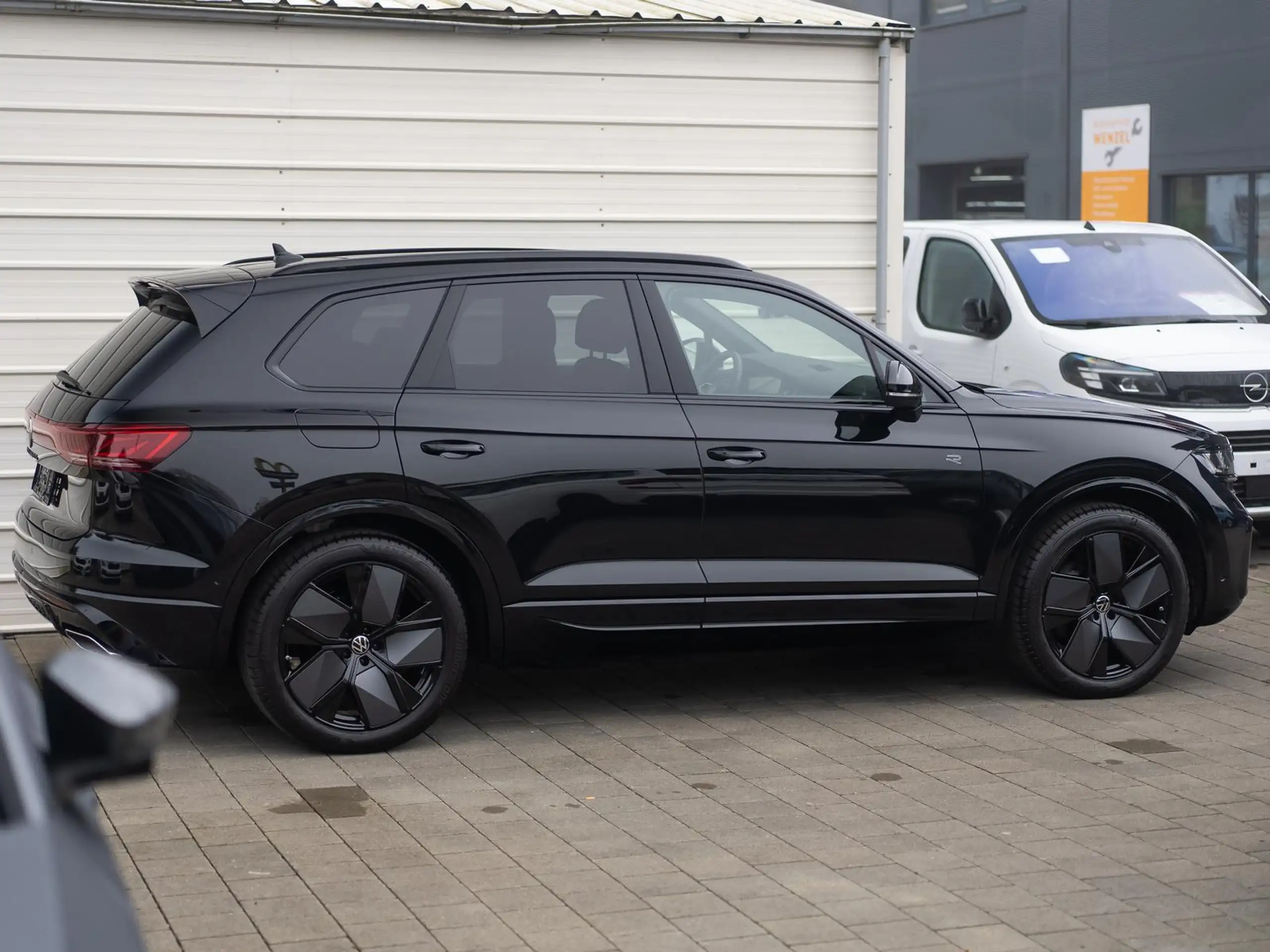 Volkswagen - Touareg