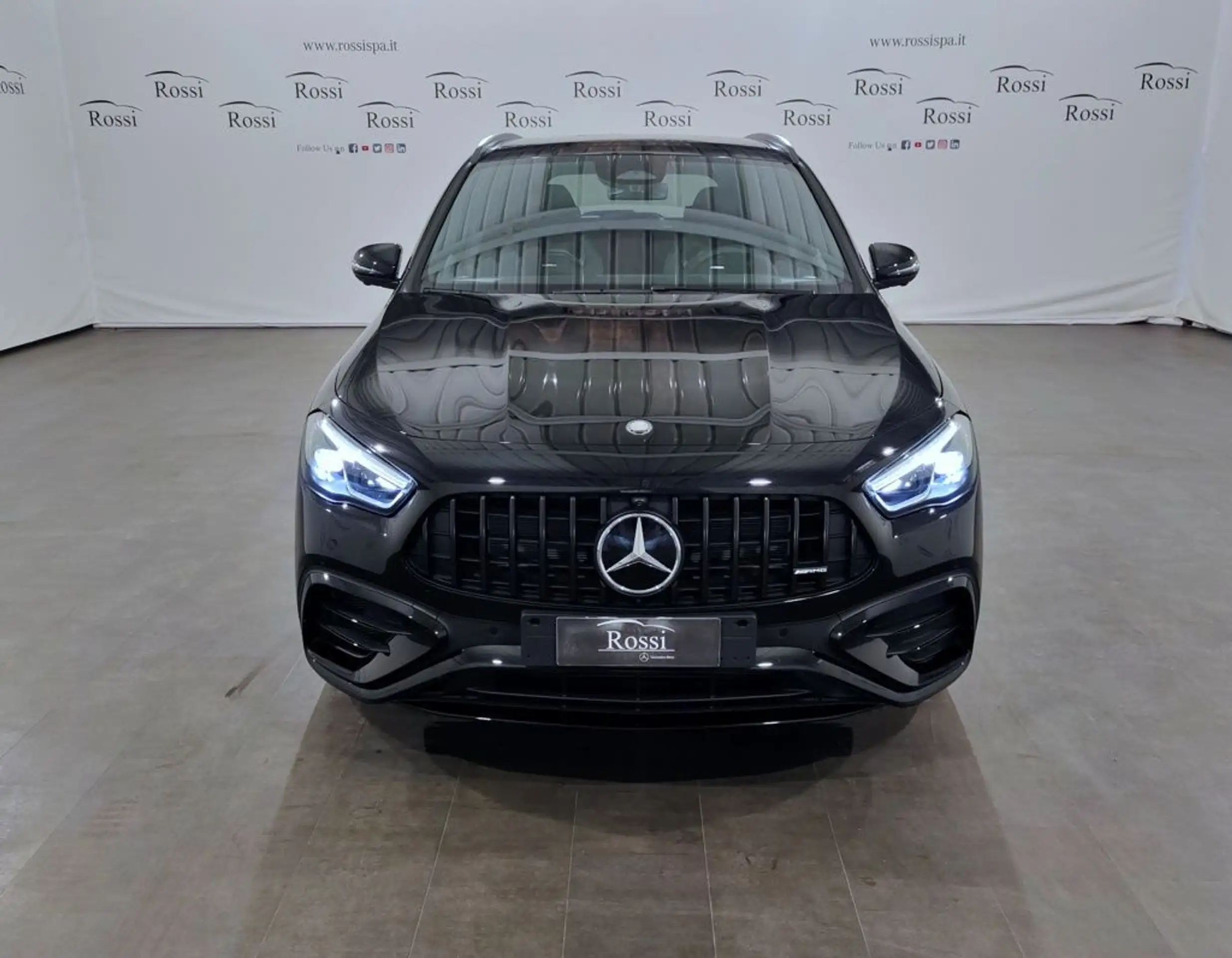 Mercedes-Benz - GLA 45 AMG