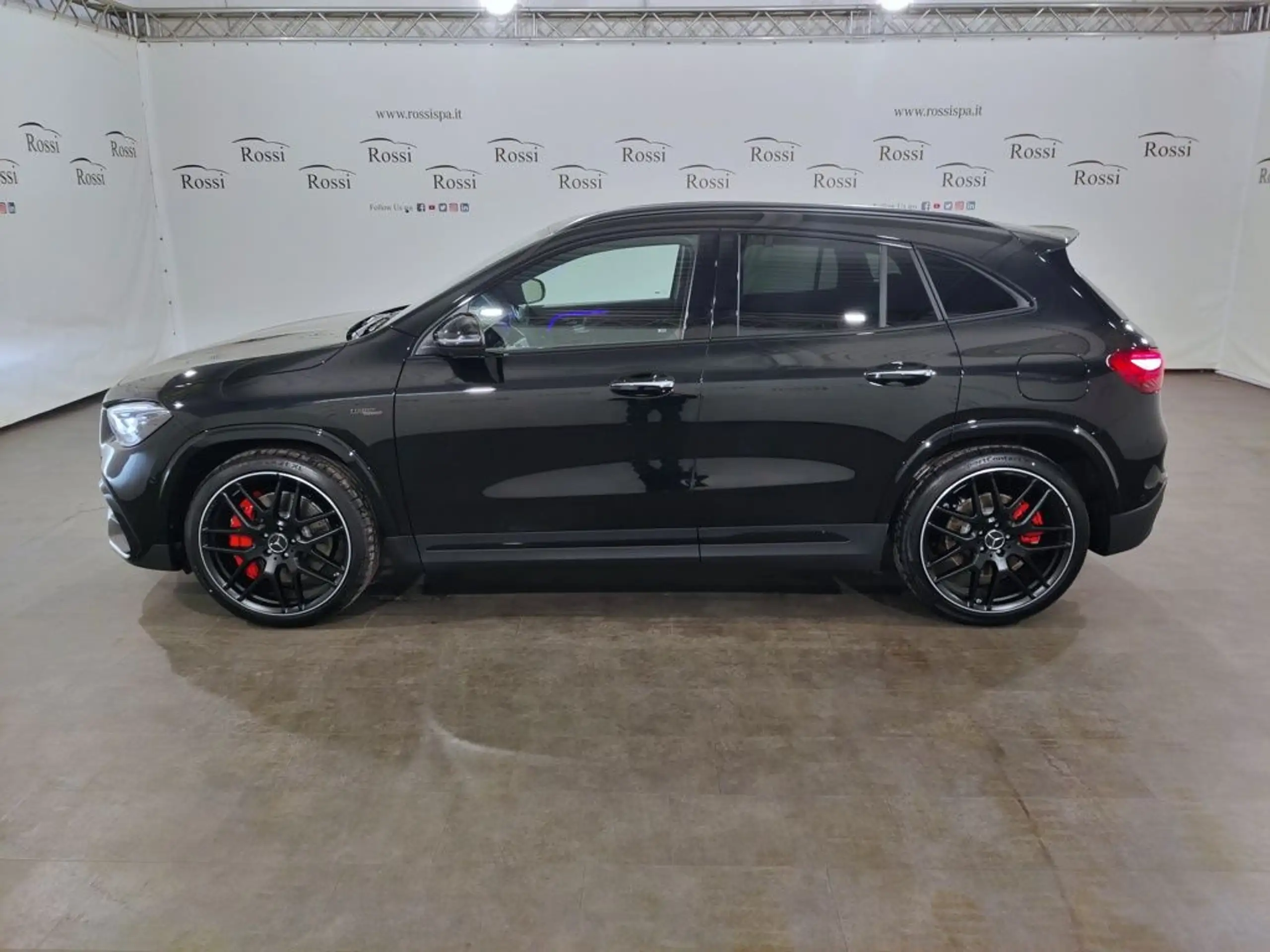 Mercedes-Benz - GLA 45 AMG