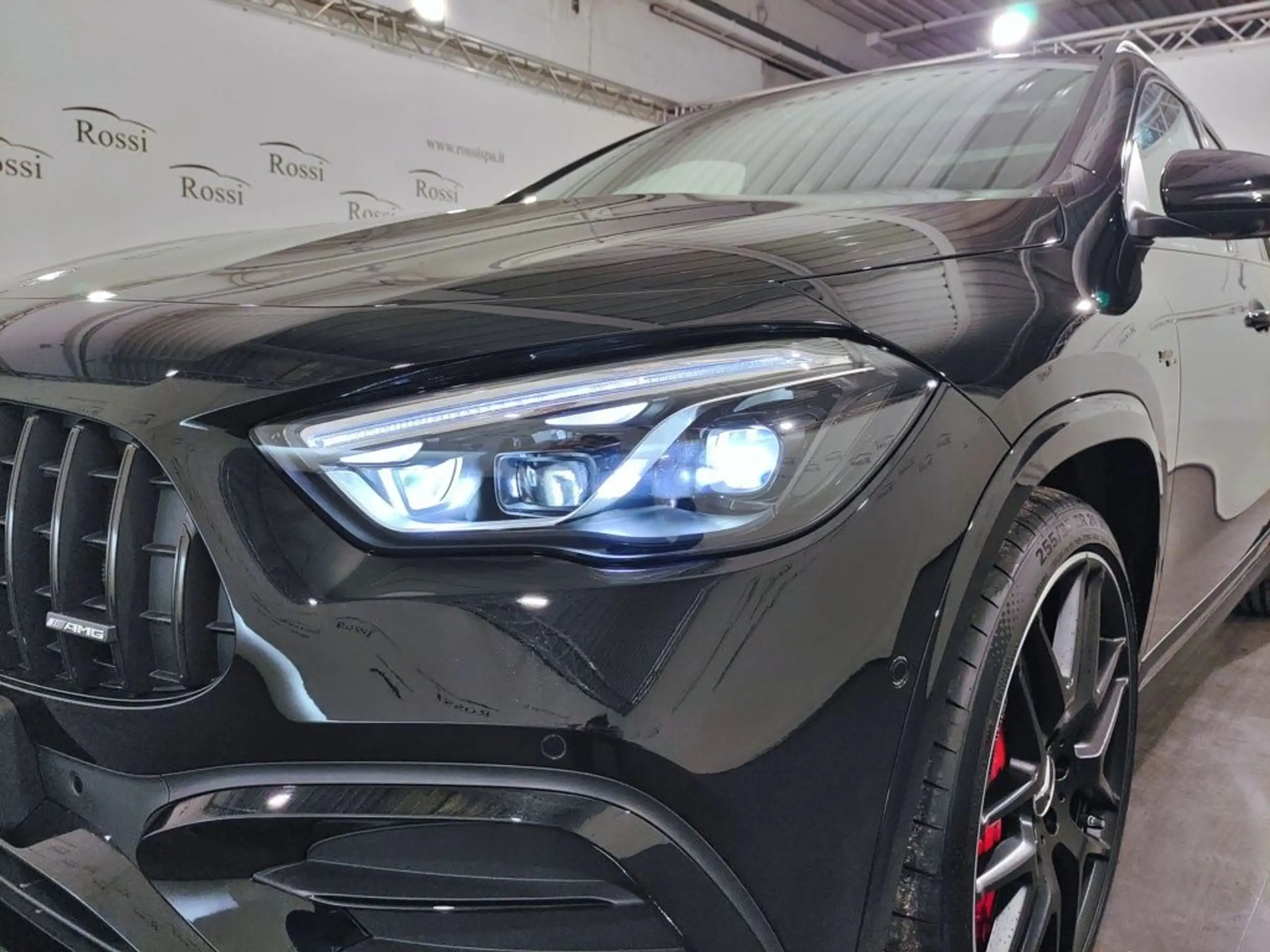 Mercedes-Benz - GLA 45 AMG