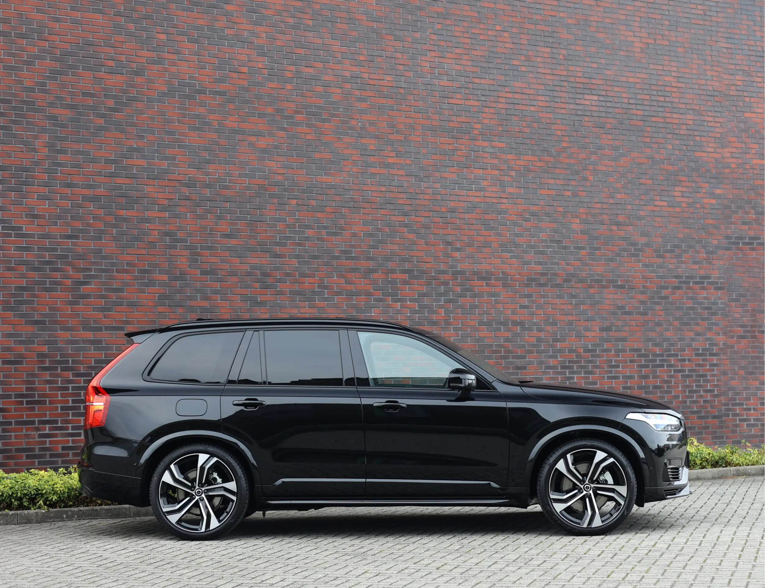 Volvo - XC90