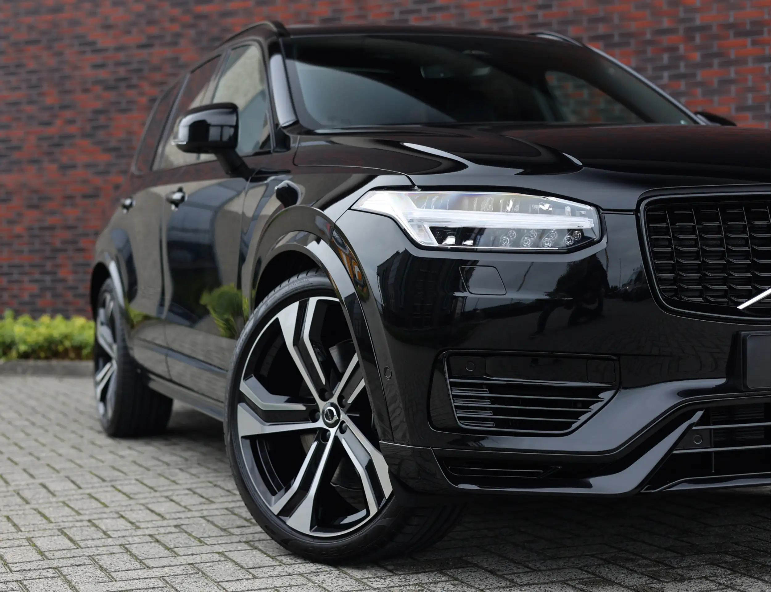 Volvo - XC90