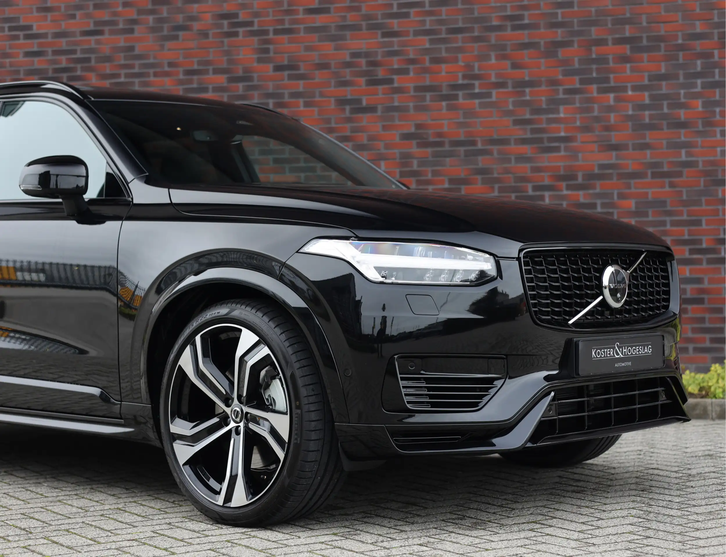 Volvo - XC90