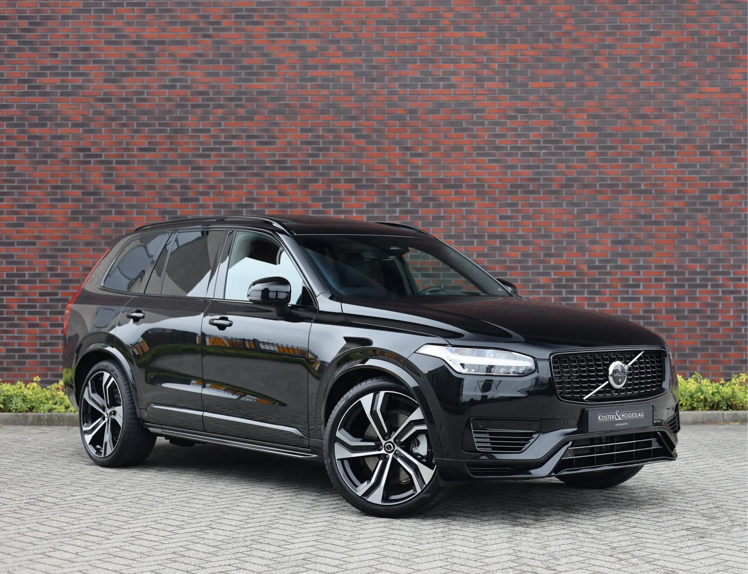 Volvo - XC90