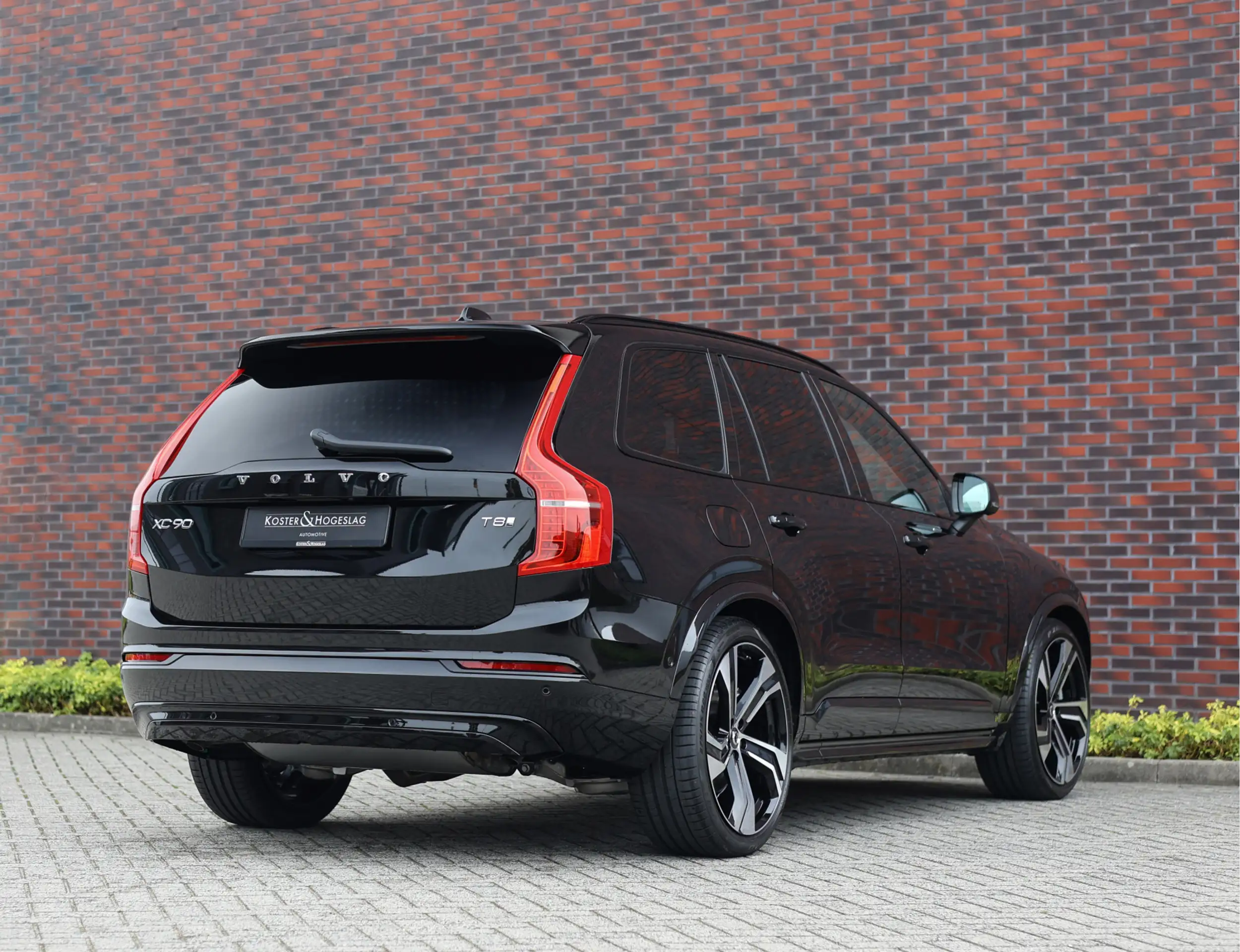 Volvo - XC90