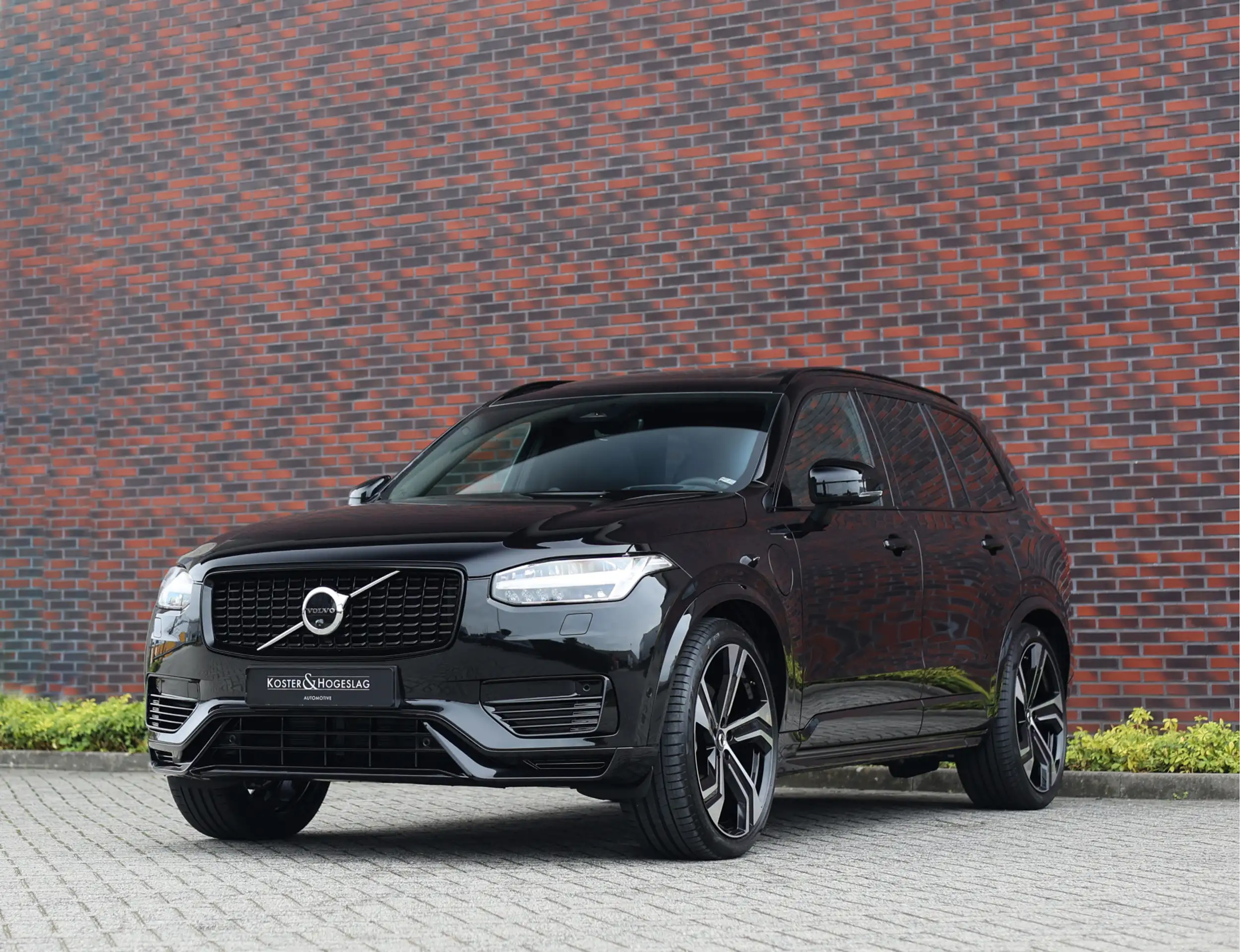 Volvo - XC90