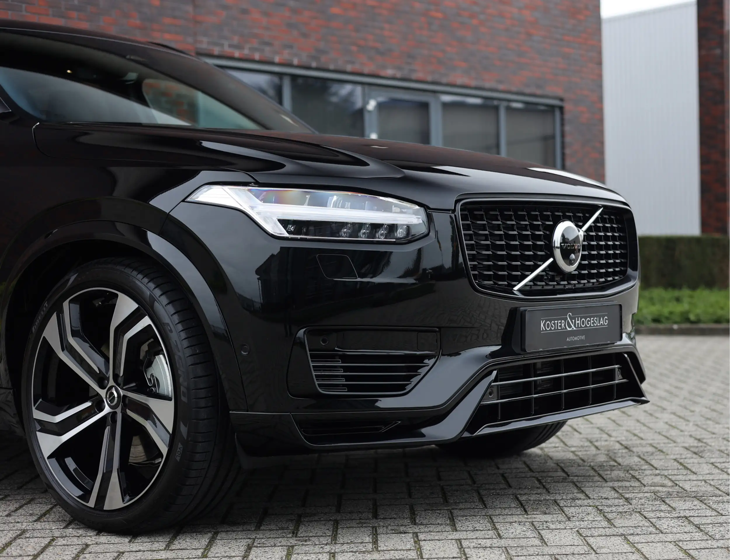 Volvo - XC90