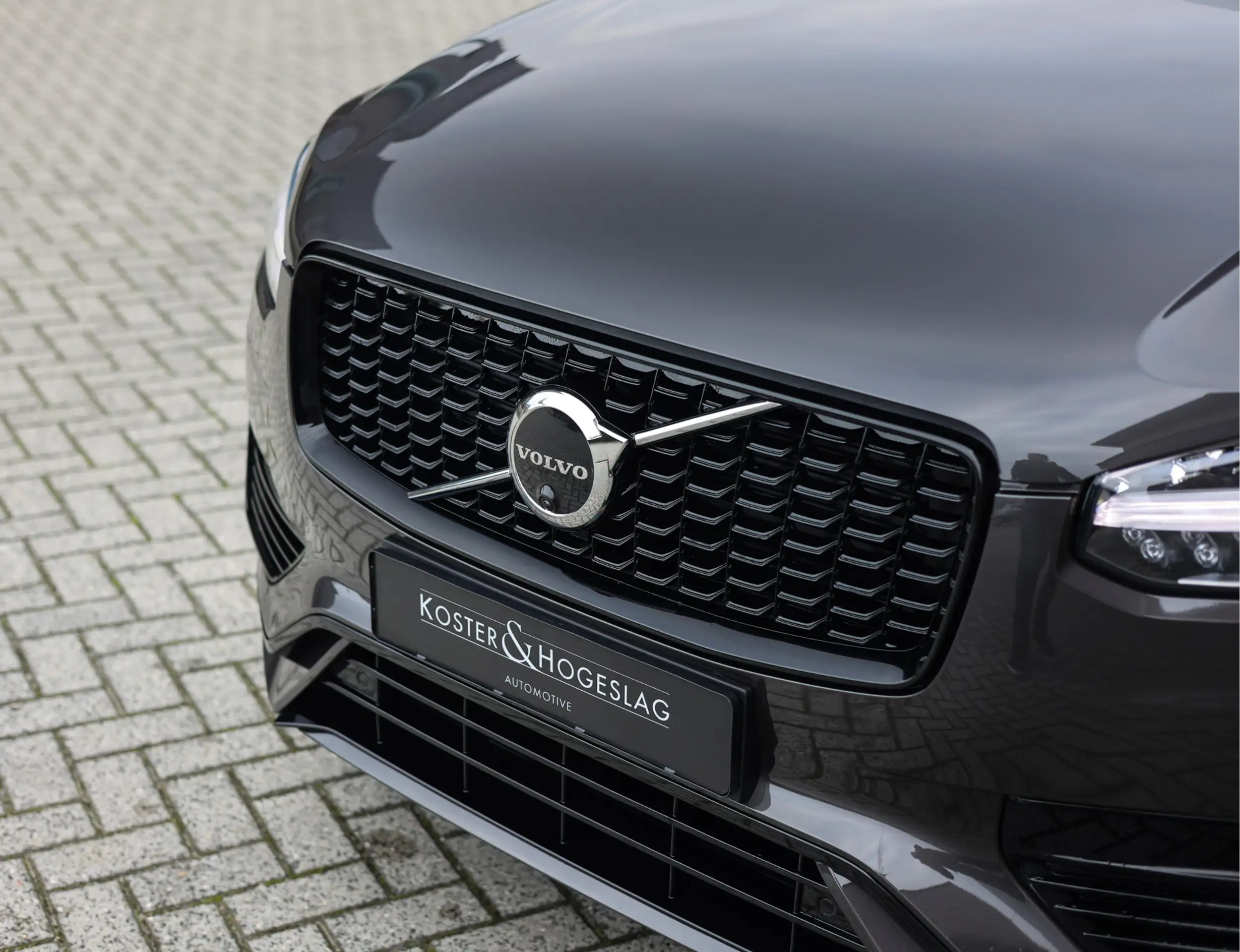 Volvo - XC90