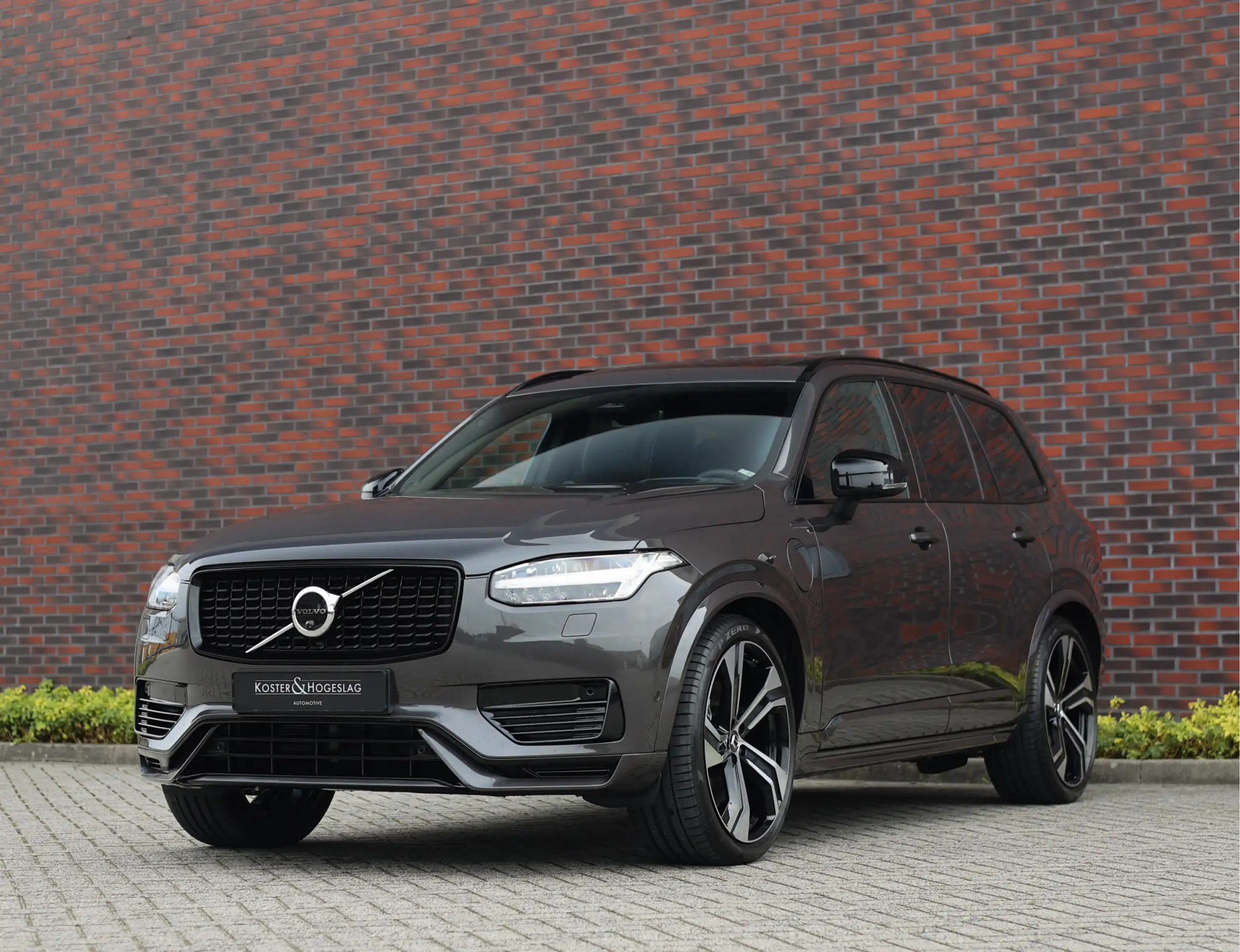 Volvo - XC90