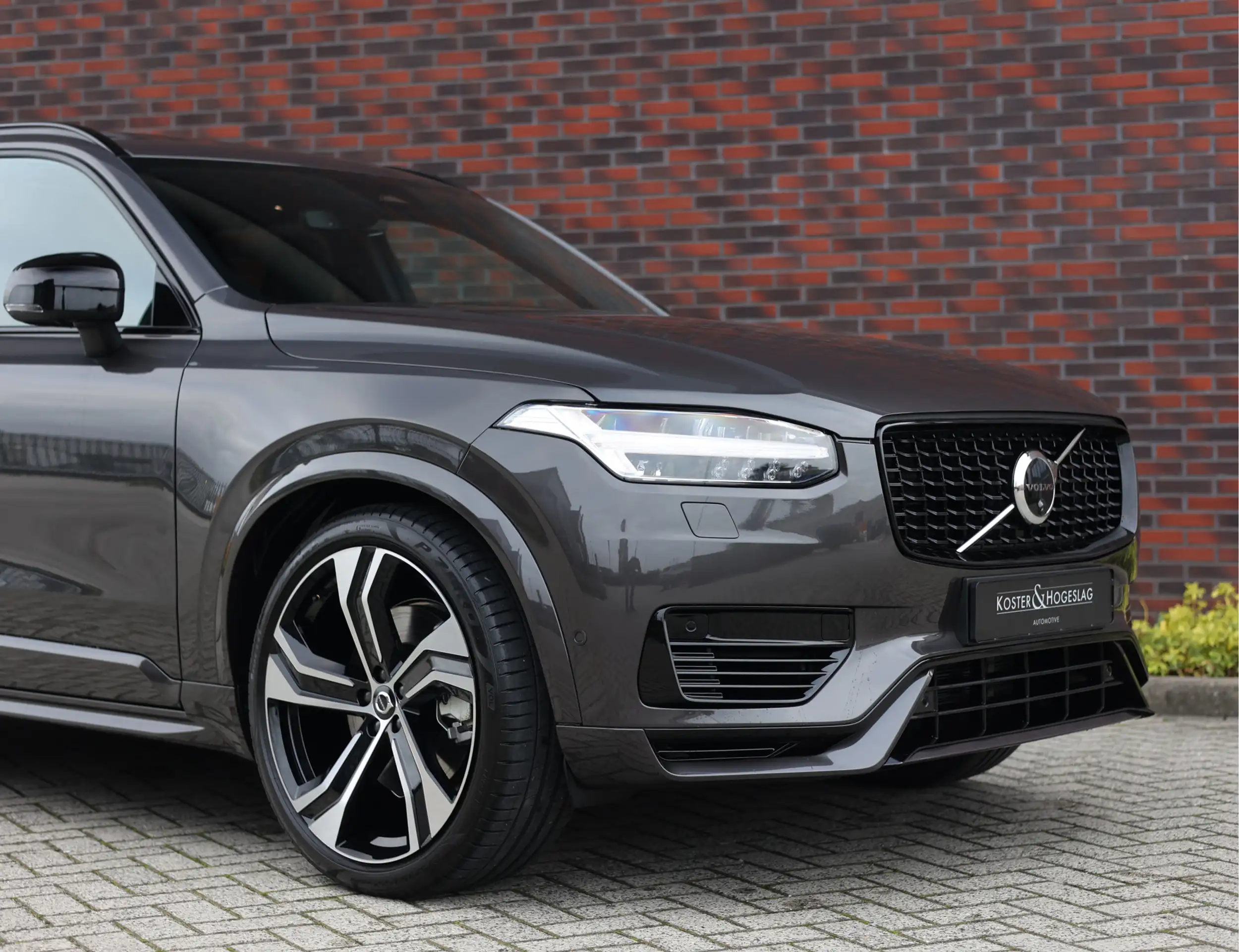 Volvo - XC90