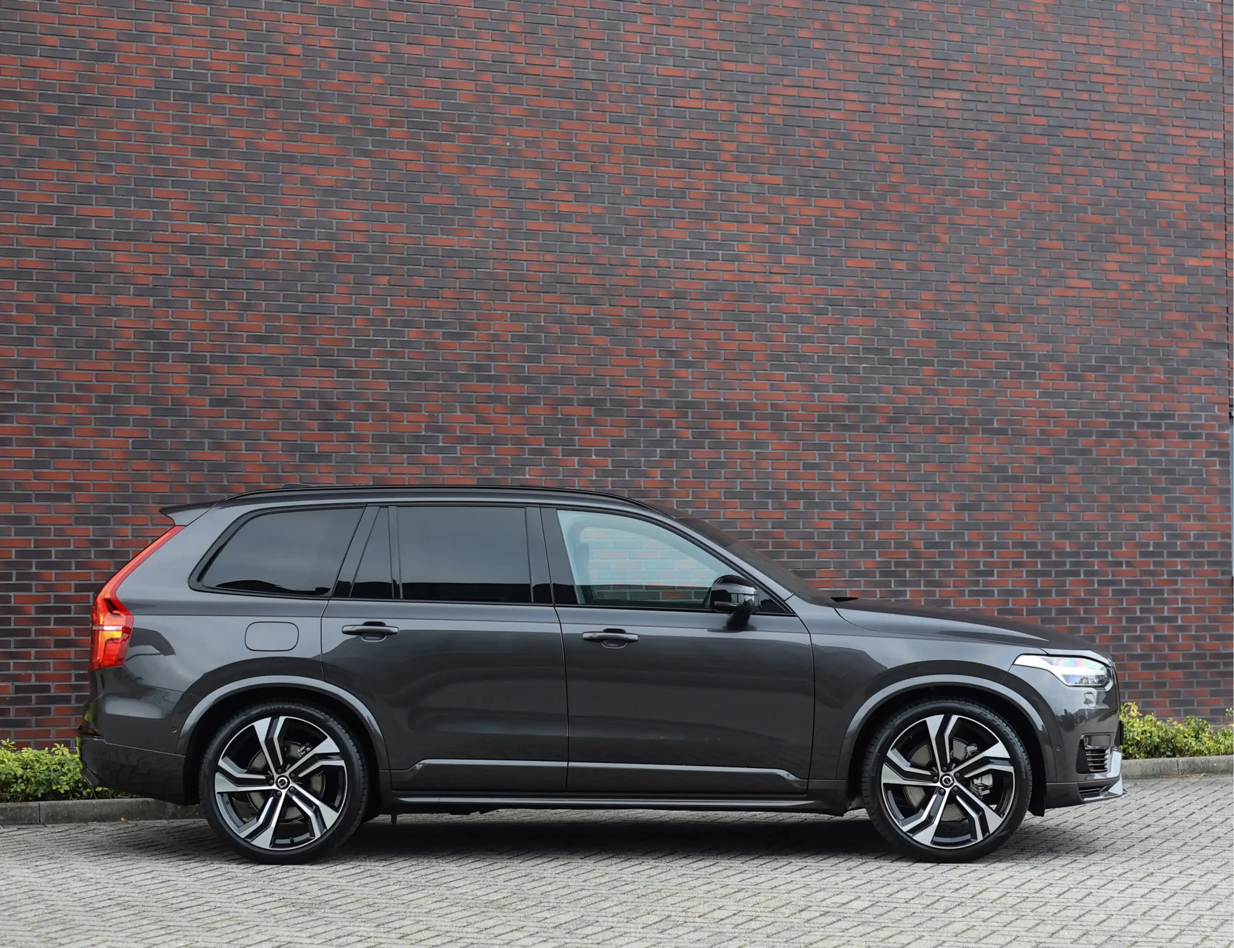 Volvo - XC90