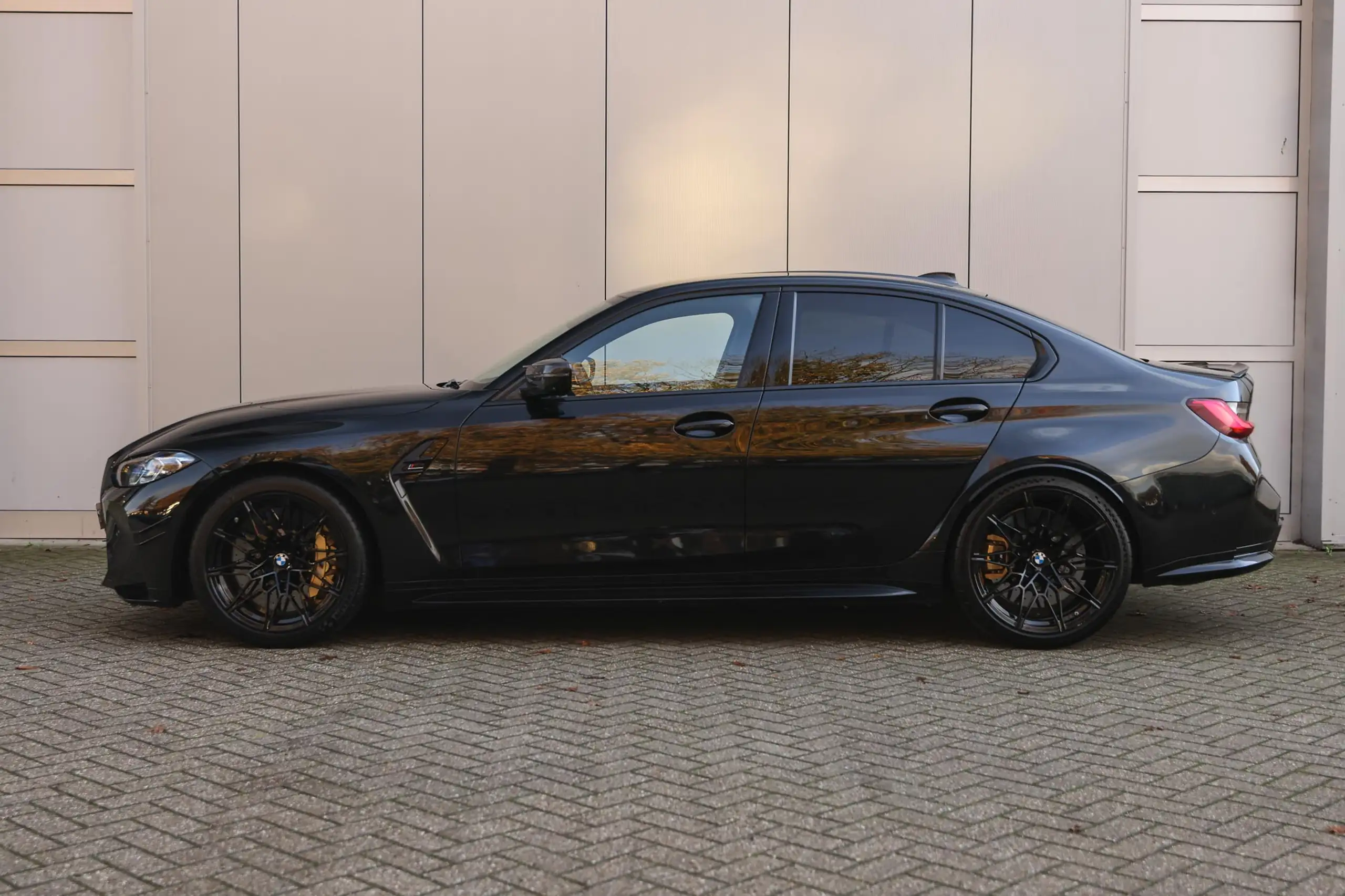 BMW - M3