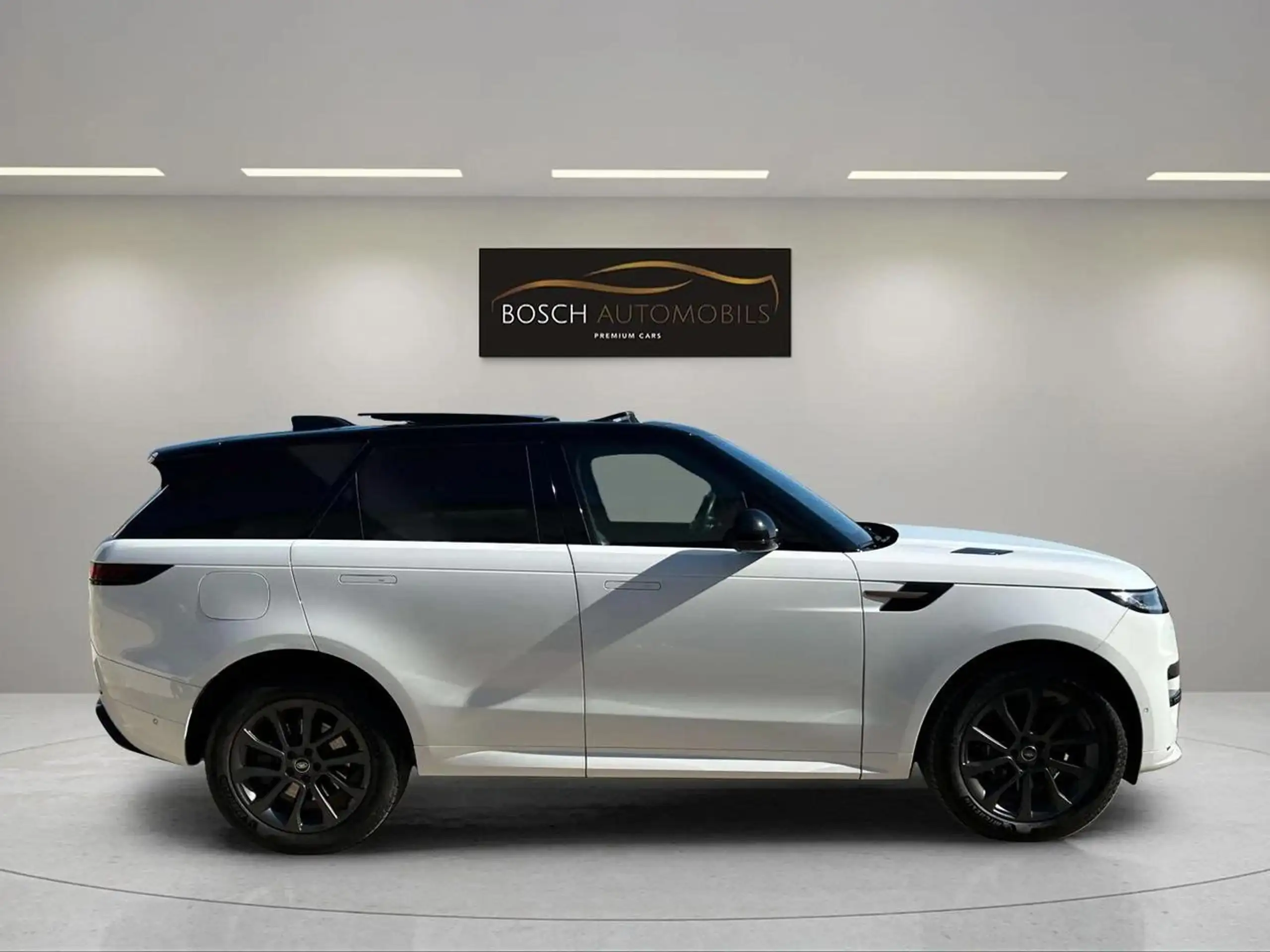 Land Rover - Range Rover Sport